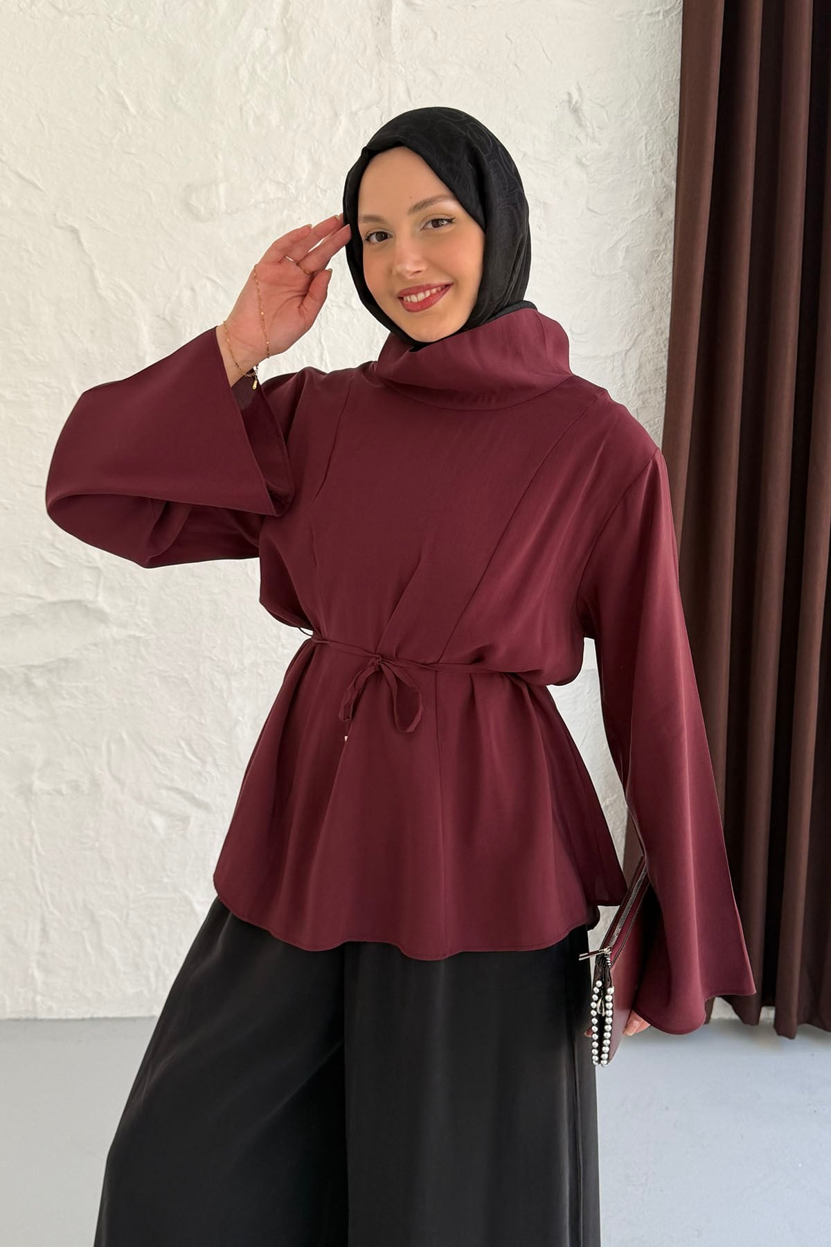 Degaje Yaka Biye Kemerli Bluz-BORDO