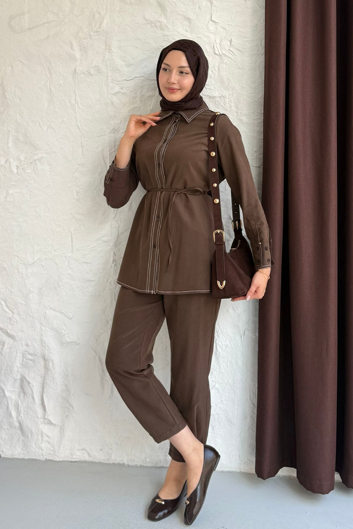 Dikiş Detaylı Gömlek Pantolon Tesettür Takım-KAHVERENGİ