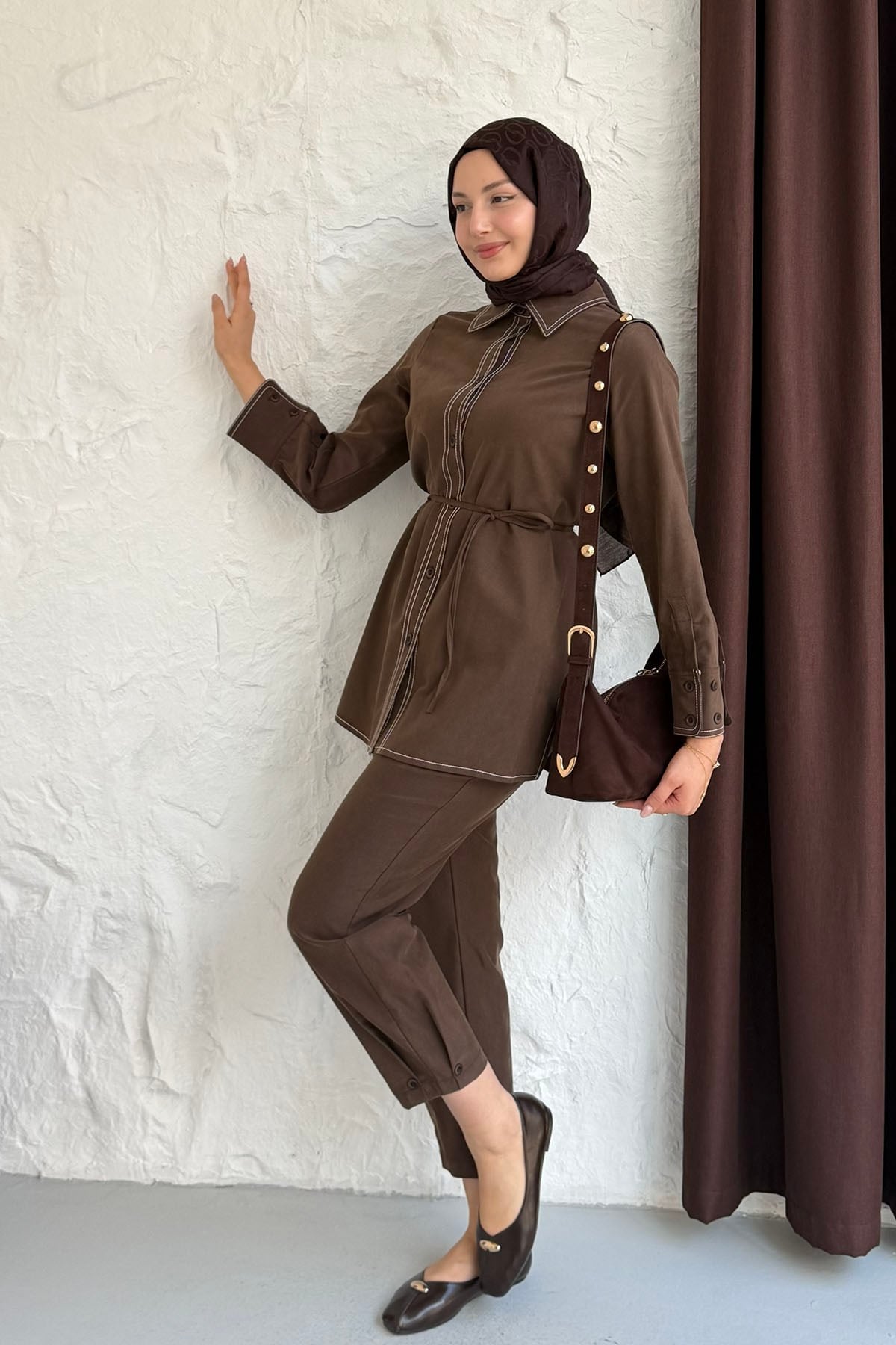 Dikiş Detaylı Gömlek Pantolon Tesettür Takım-KAHVERENGİ