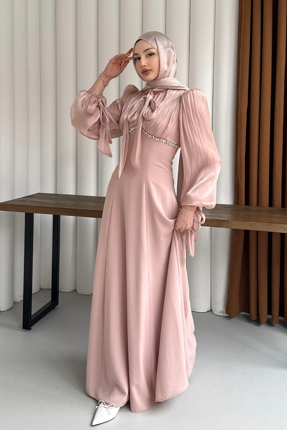 Elegance Taş Detaylı Balon Kol Tesettür Abiye-PUDRA