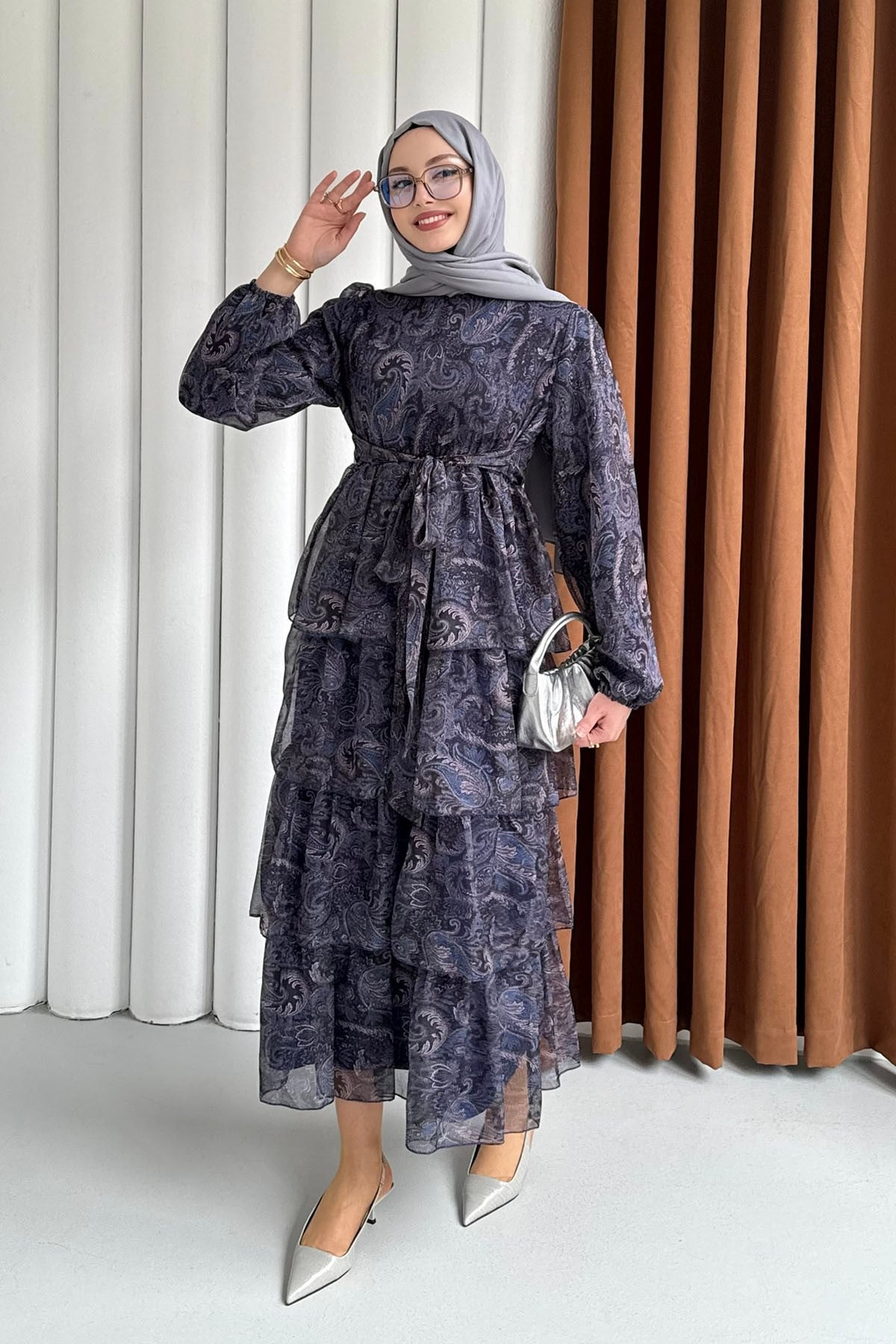 Etnik Desen Kat Katlı Kemerli Şifon Tesettür Elbise-LACİVERT