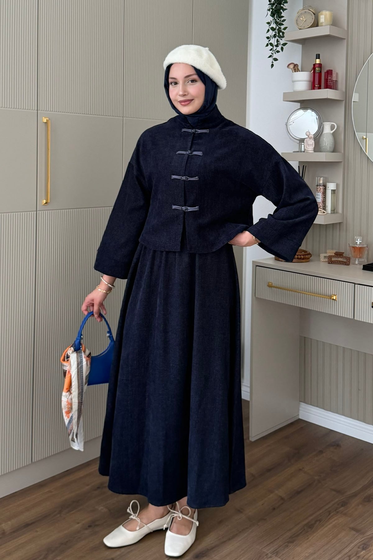 Geleneksel Düğme Detaylı Premium Etekli Tesettür Takım-KOYU LACİVERT