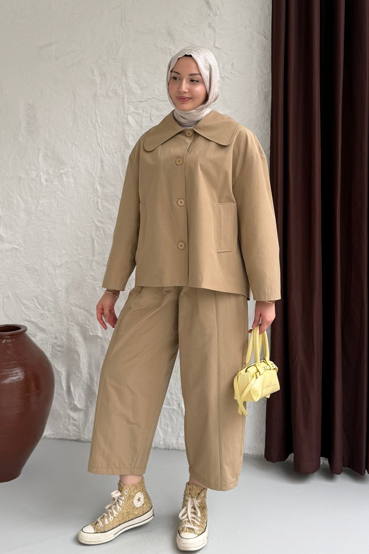Geniş Bebe Yaka Ceketli Pantolonlu Tesettür Takım-CAMEL