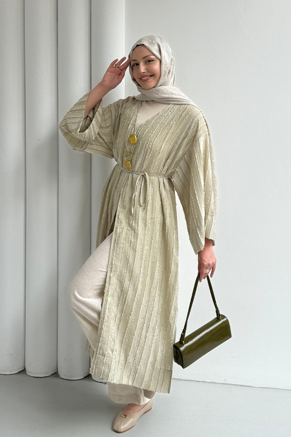 Gold Düğmeli Kumaş Kendinden Desenli Kimono-MİNT YEŞİLİ
