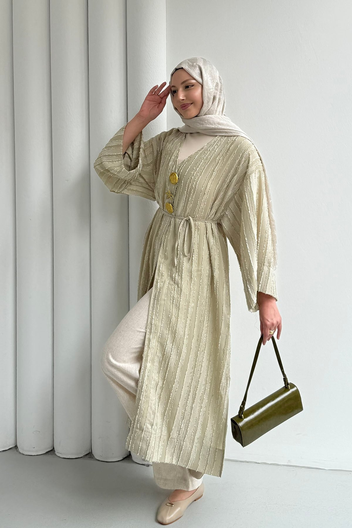Gold Düğmeli Kumaş Kendinden Desenli Kimono-MİNT YEŞİLİ