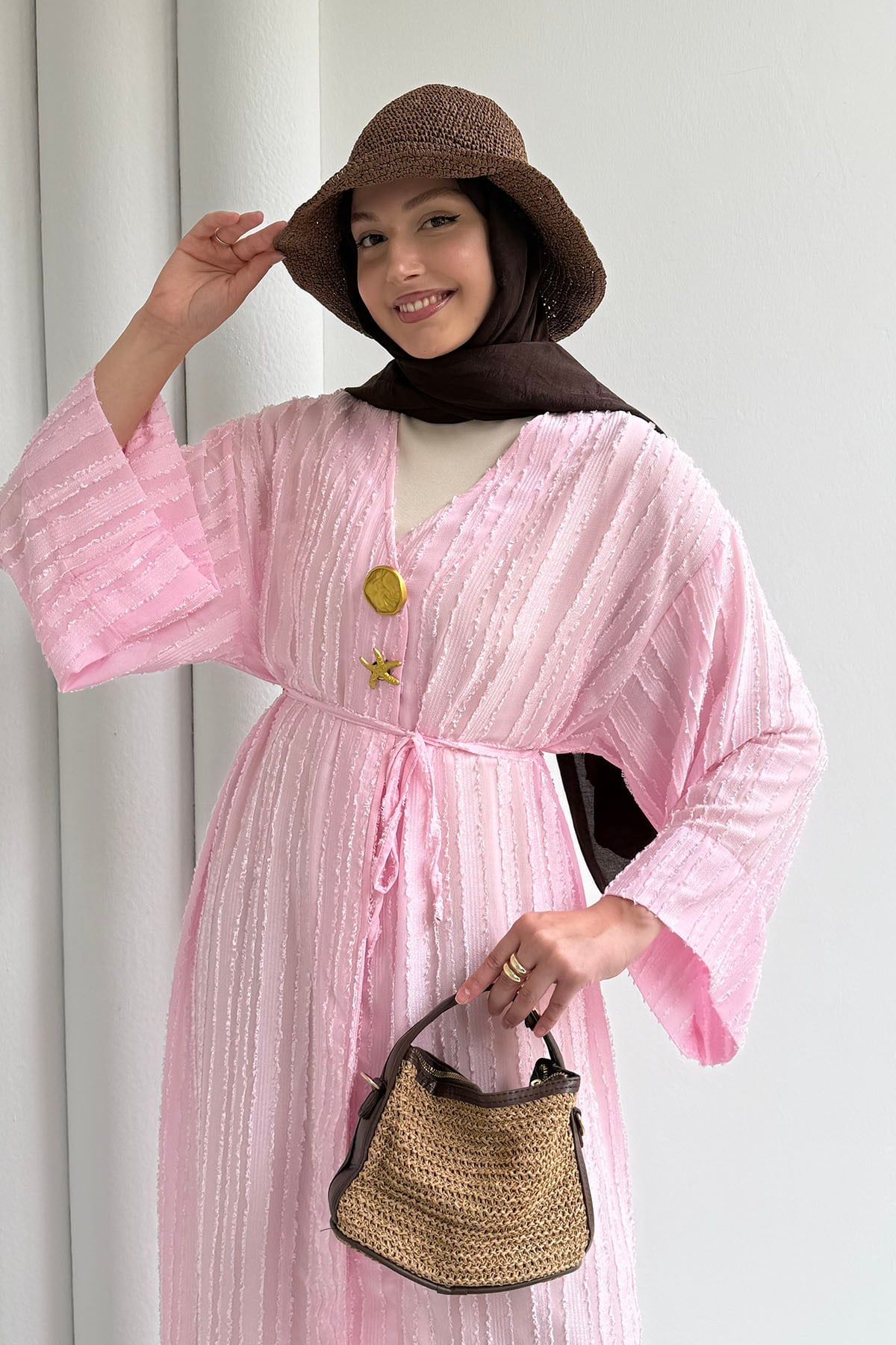 Gold Düğmeli Kumaş Kendinden Desenli Kimono-PEMBE