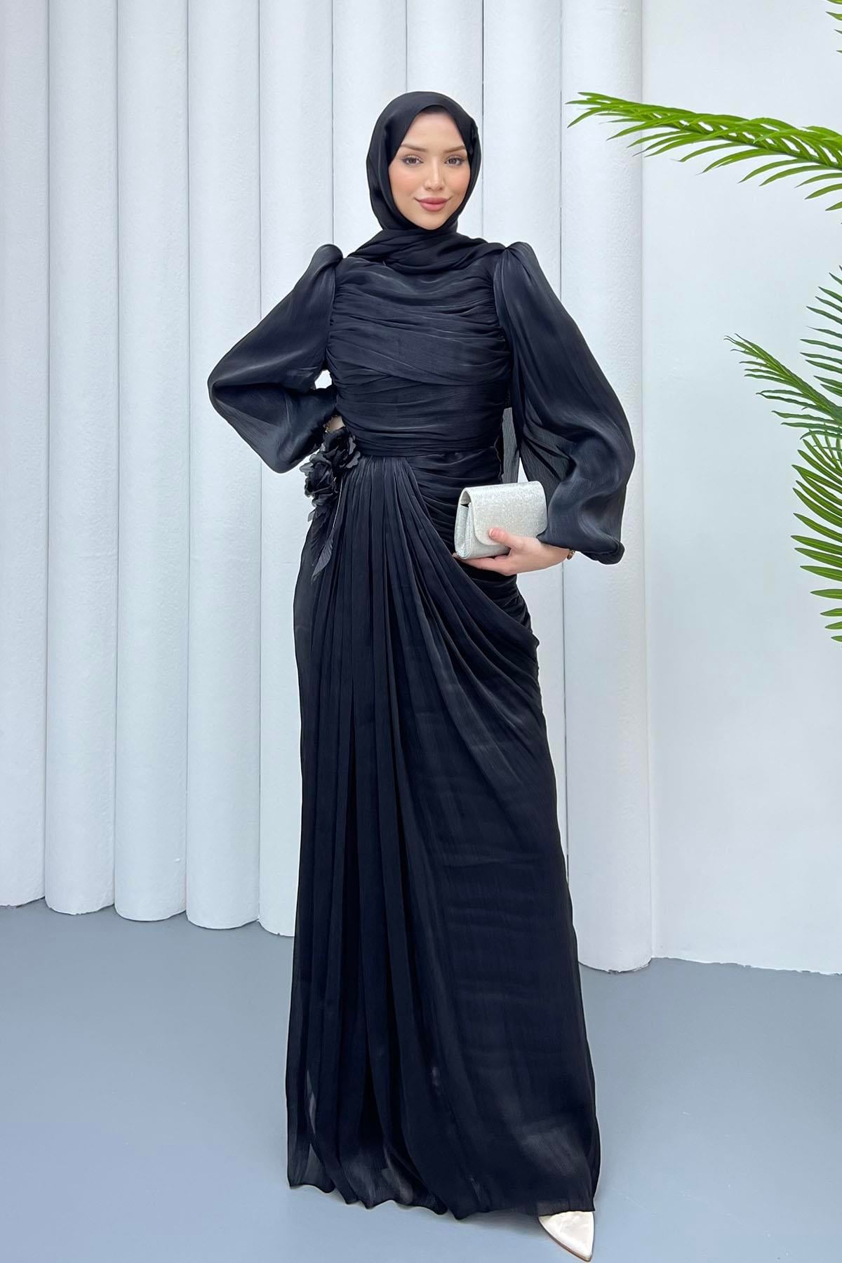 Gül Detaylı Drapeli Tesettür Abiye-SİYAH