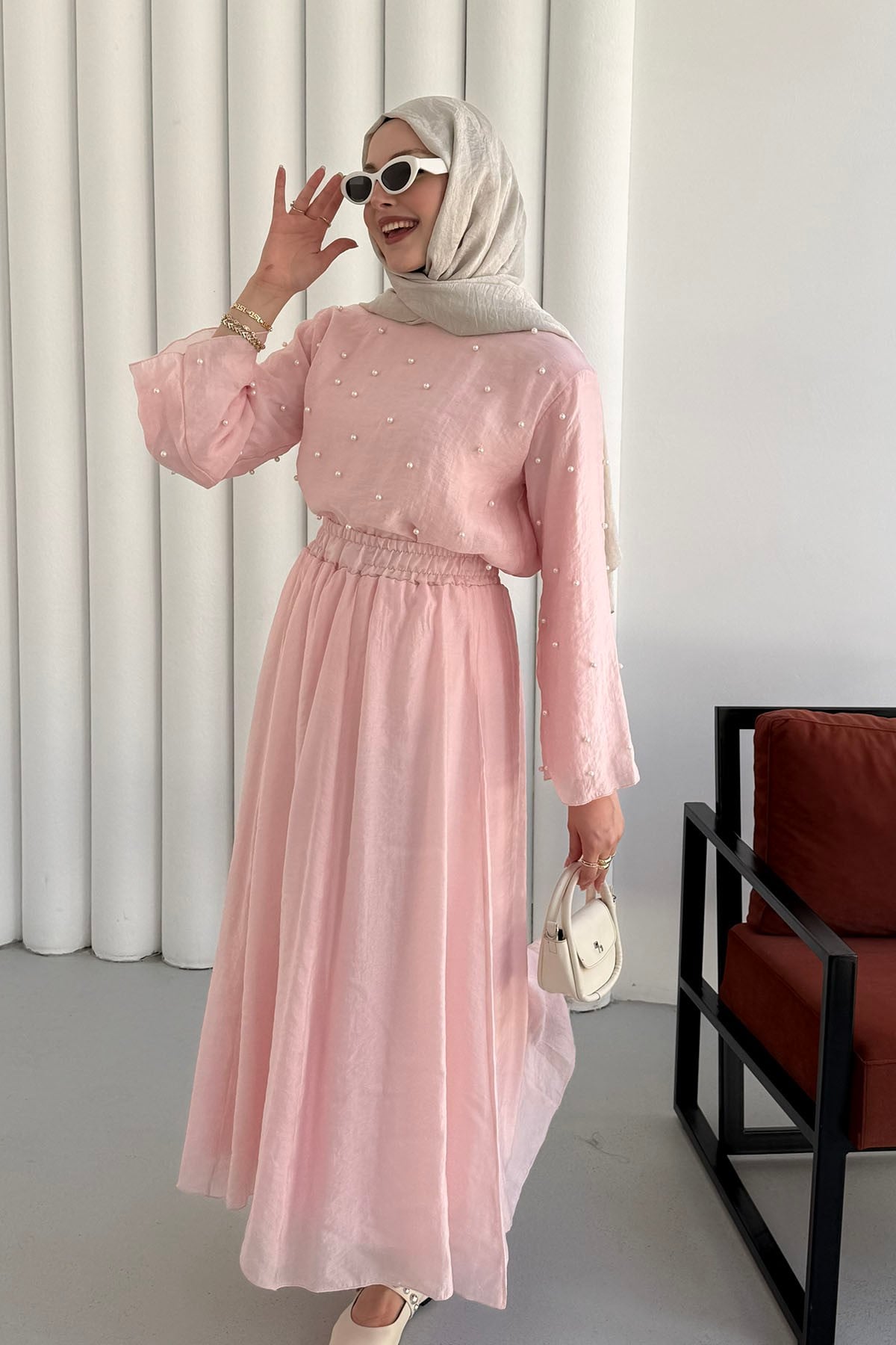 İnci Aksesuar İşlemeli Premium Tesettür Takım-PEMBE