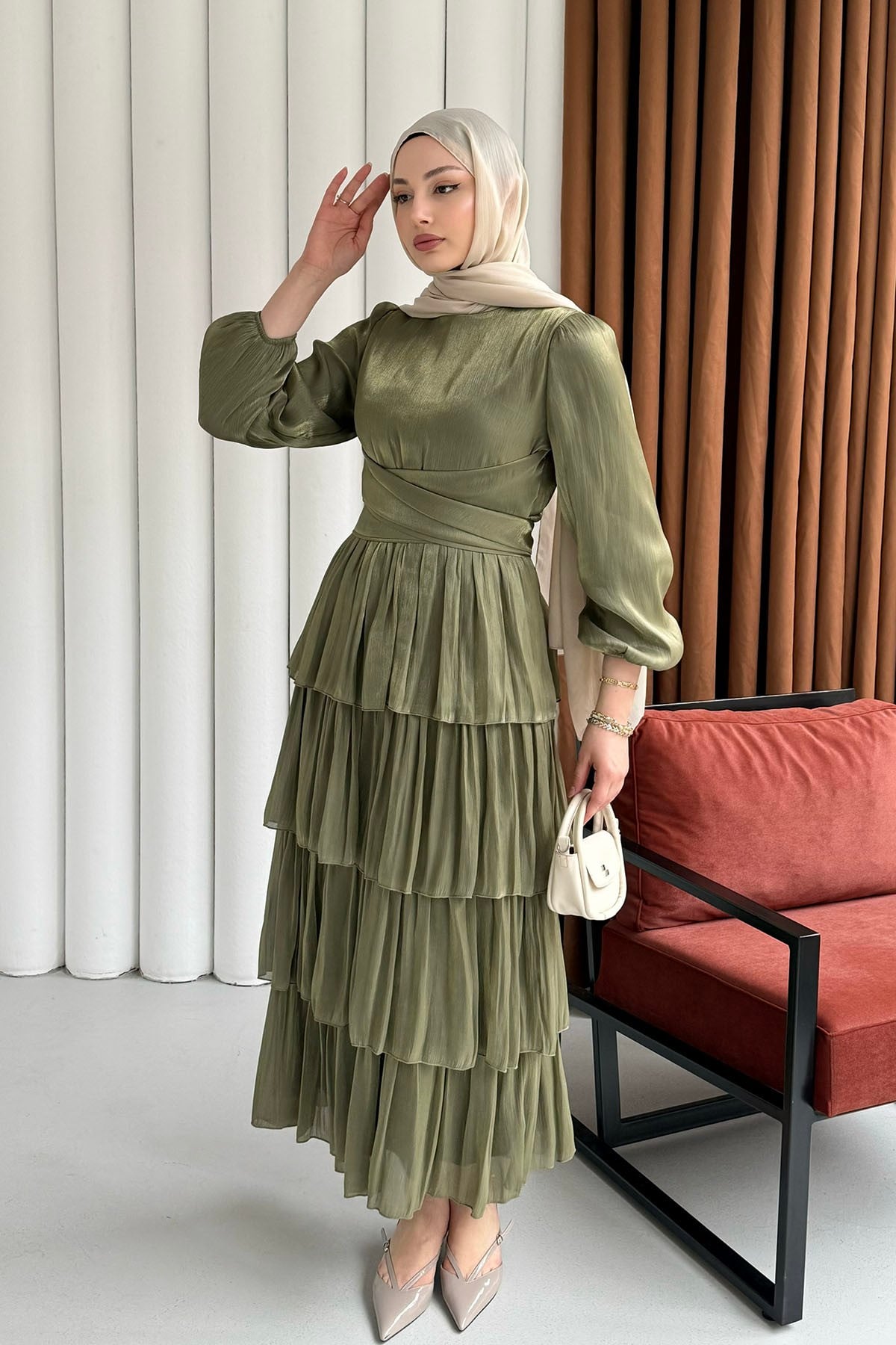 Kat Kat Kuşaklı Şifon Tesettür Elbise-HAKİ YEŞİL
