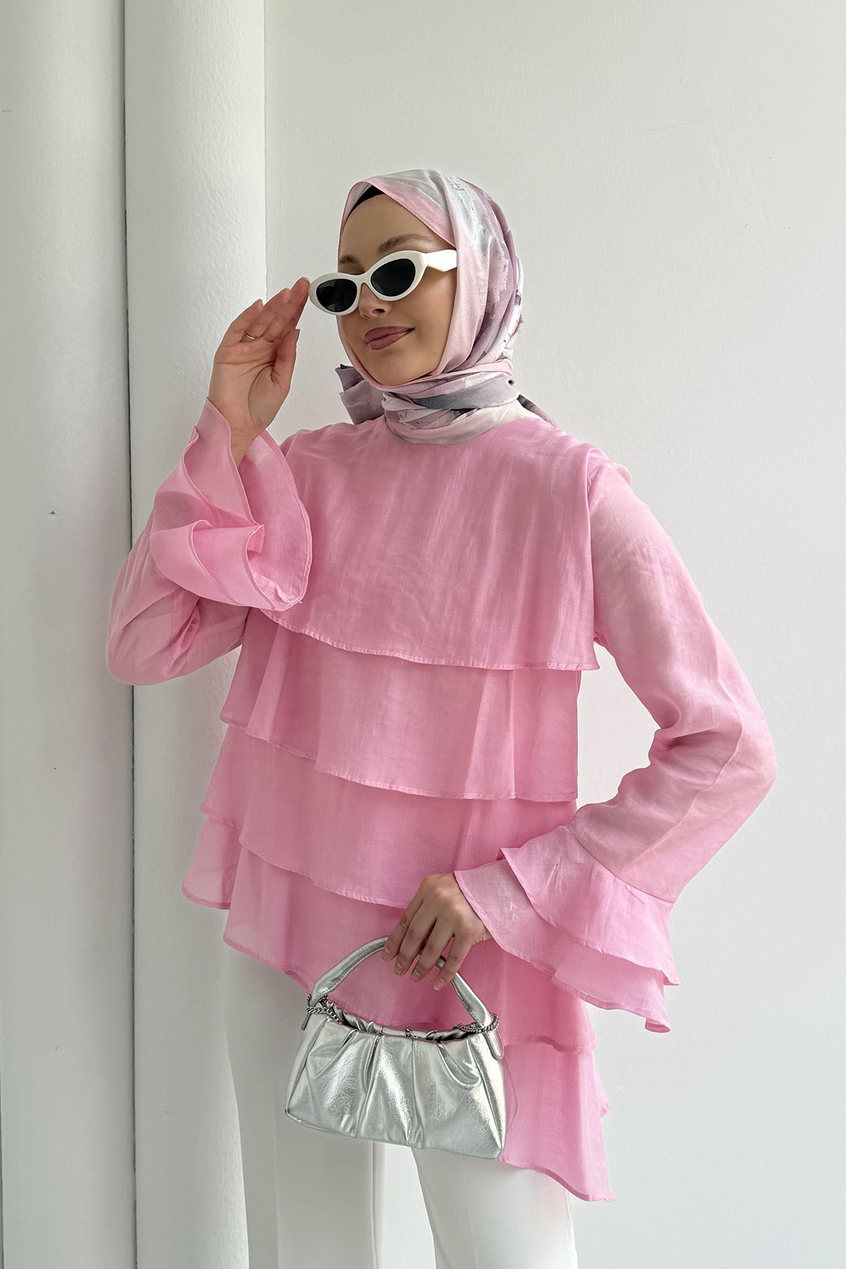 Katlı Volan Detaylı Bluz-PEMBE