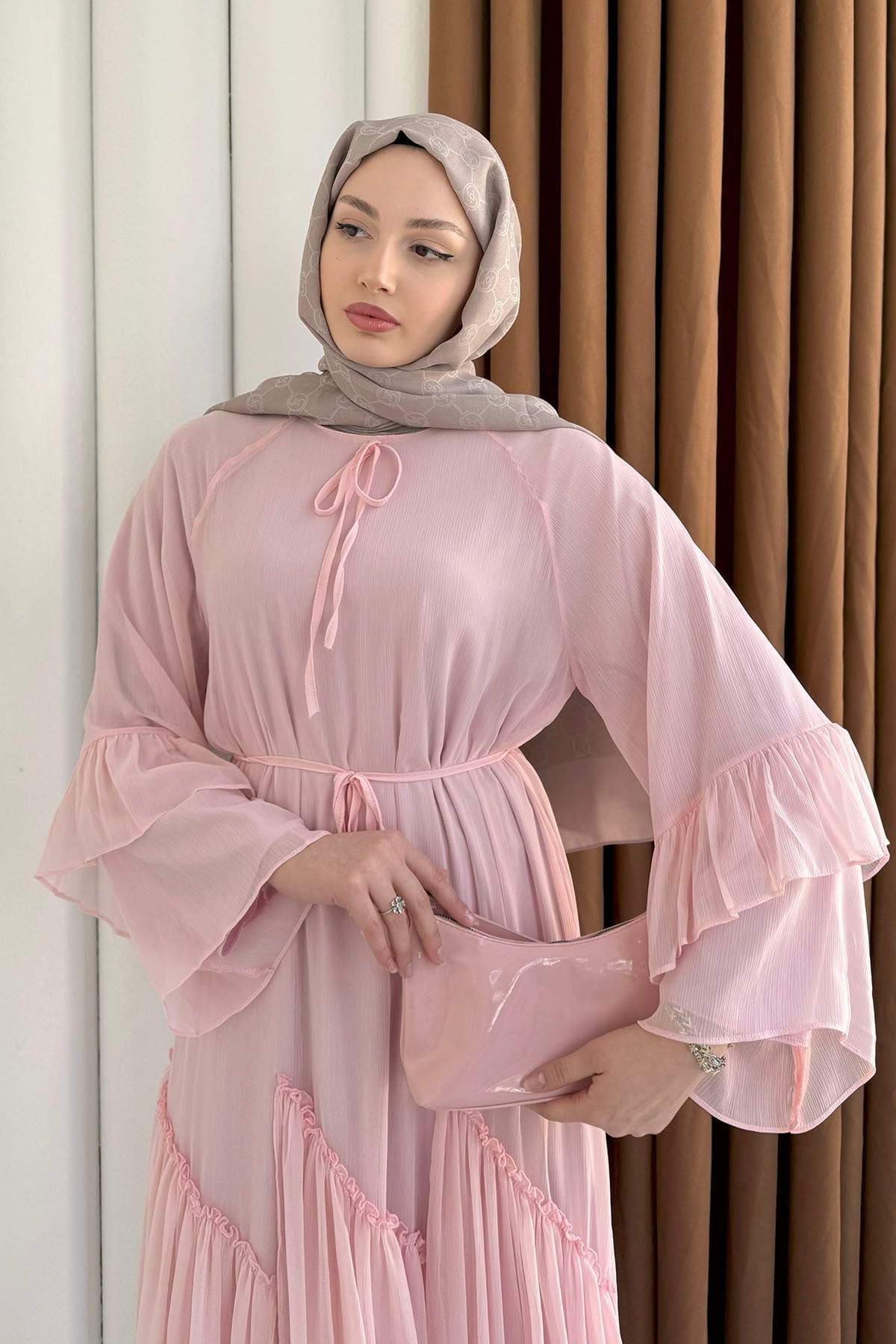 Kol Ve Etek Ucu Fırfırlı Tesettüe Elbise-PEMBE