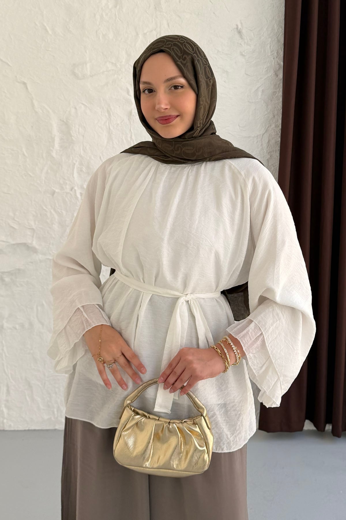 Kolları Salaş Seyyar Kuşaklı Modal Tül Gömlek-BEYAZ
