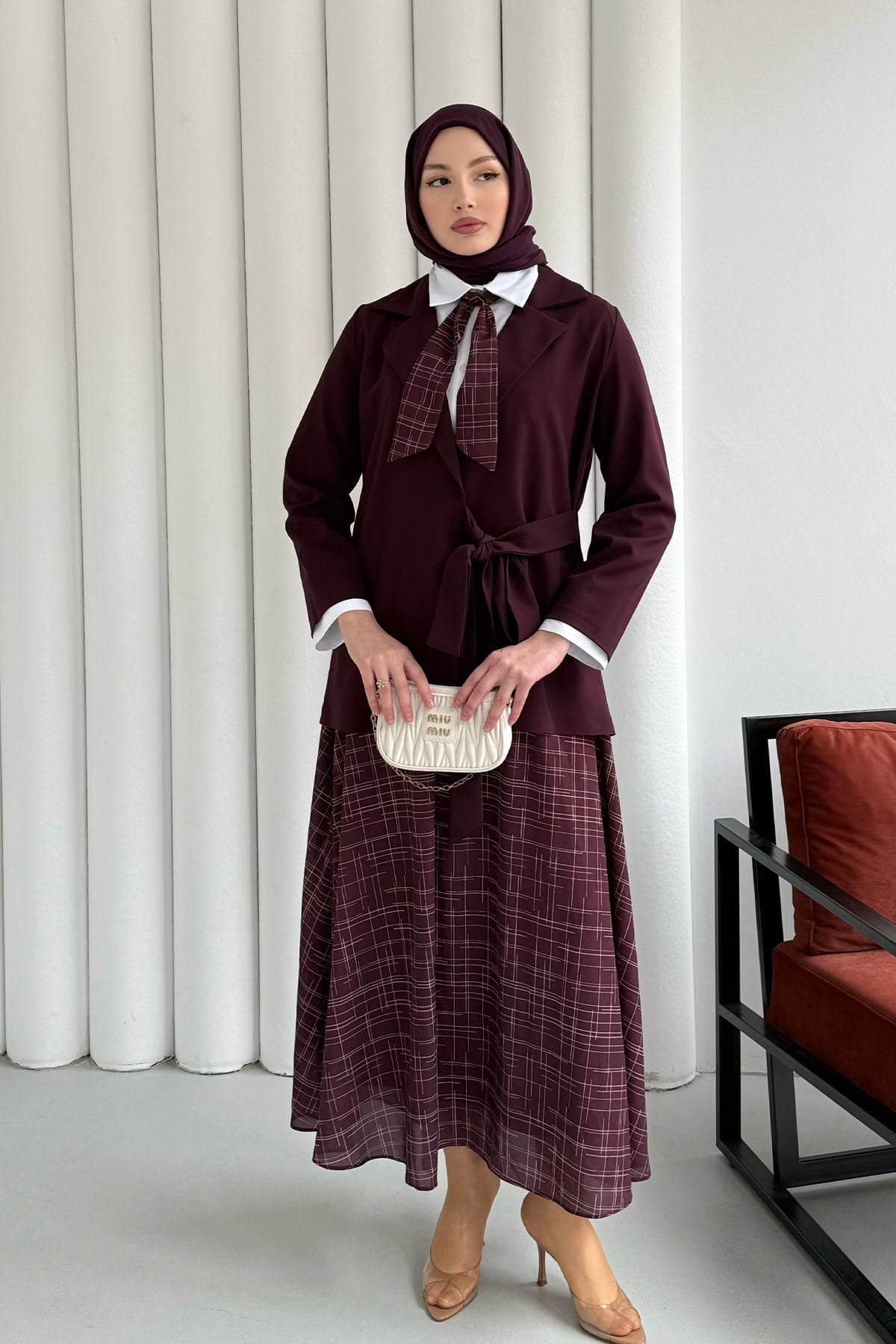Kruvaze Yaka Ceket Etek Fularlı Tesettür Takım-BORDO