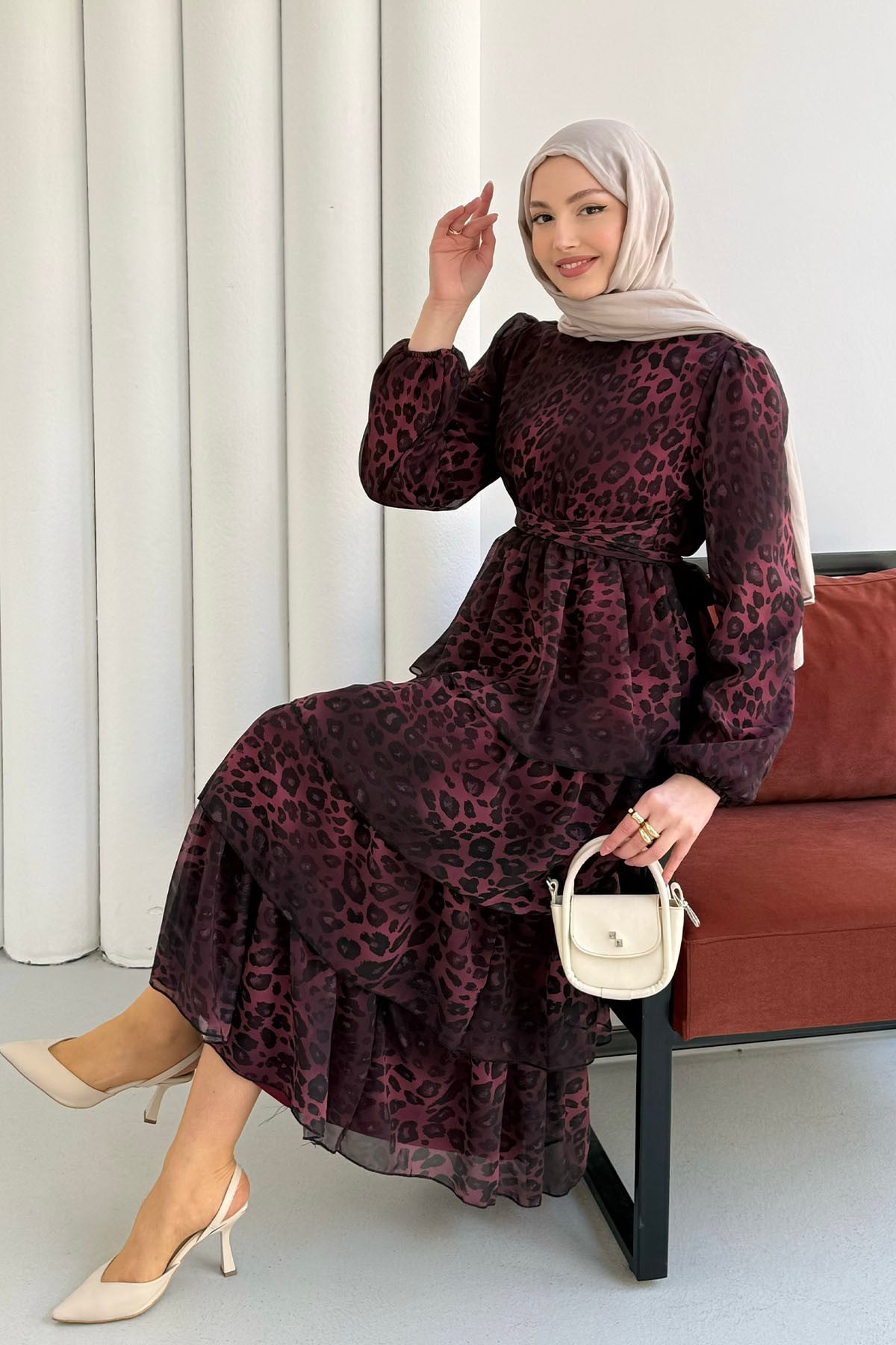 Leopar Volanlı Şifon Tesettür Elbise-BORDO