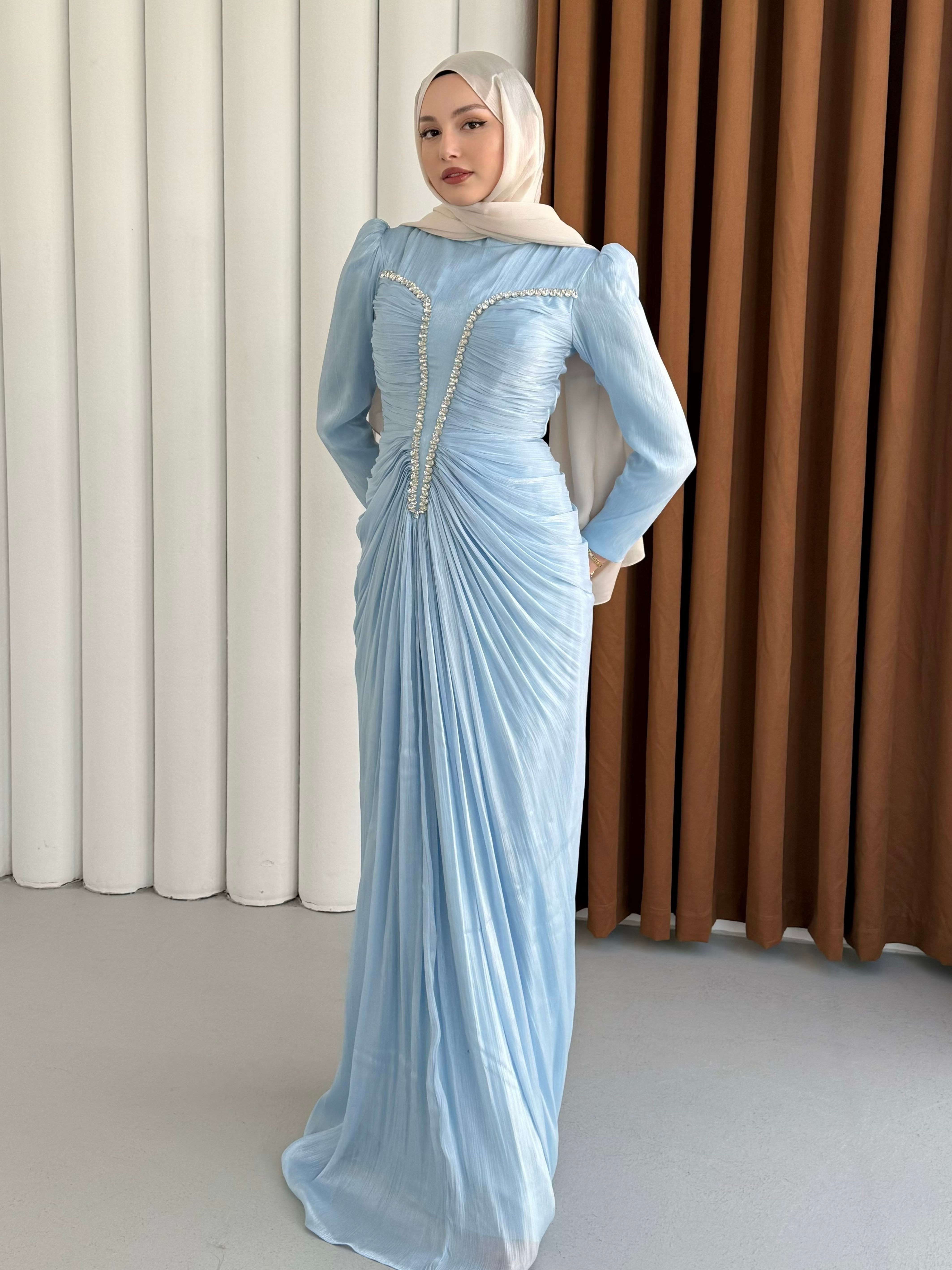 Luxe Ön Taş İşlemeli Tesettür Abiye-BEBE MAVİ