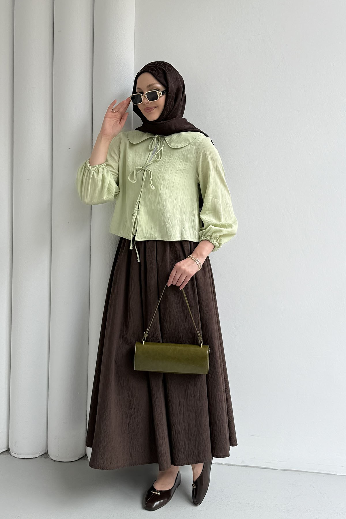 Mendil Yaka Bağlama Detaylı Bluz-ÇAĞLA YEŞİLİ