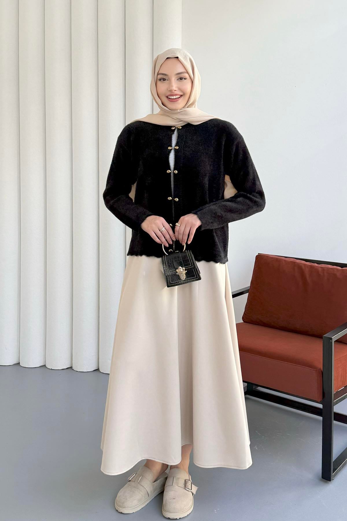 Minimal Gold Düğmeli Triko Hırka-SİYAH