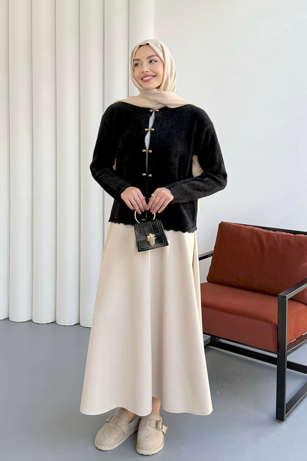 Minimal Gold Düğmeli Triko Hırka-SİYAH