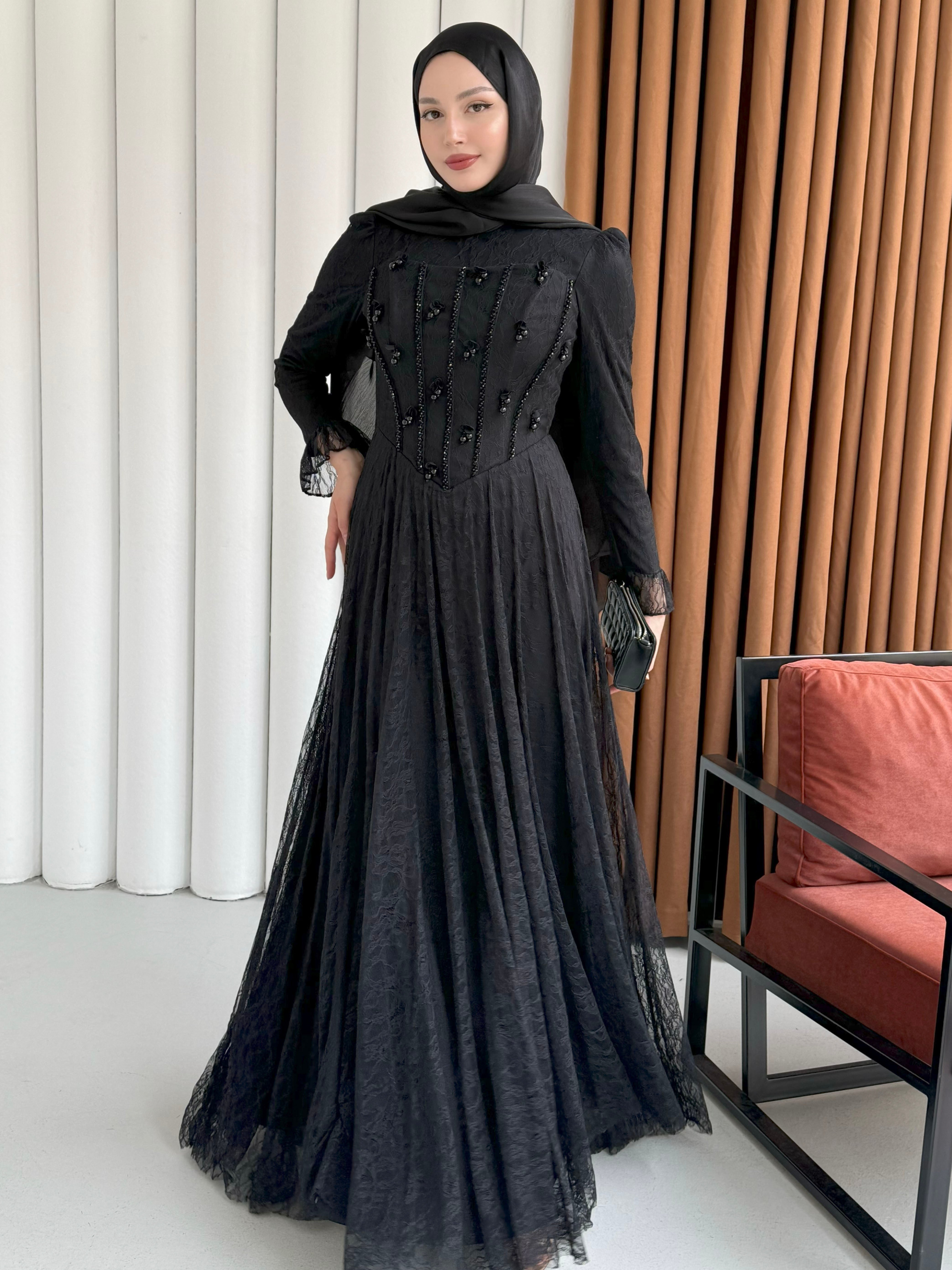 Mirella Dantel & Boncuk İşlemeli Korse Detaylı Tesettür Abiye-SİYAH