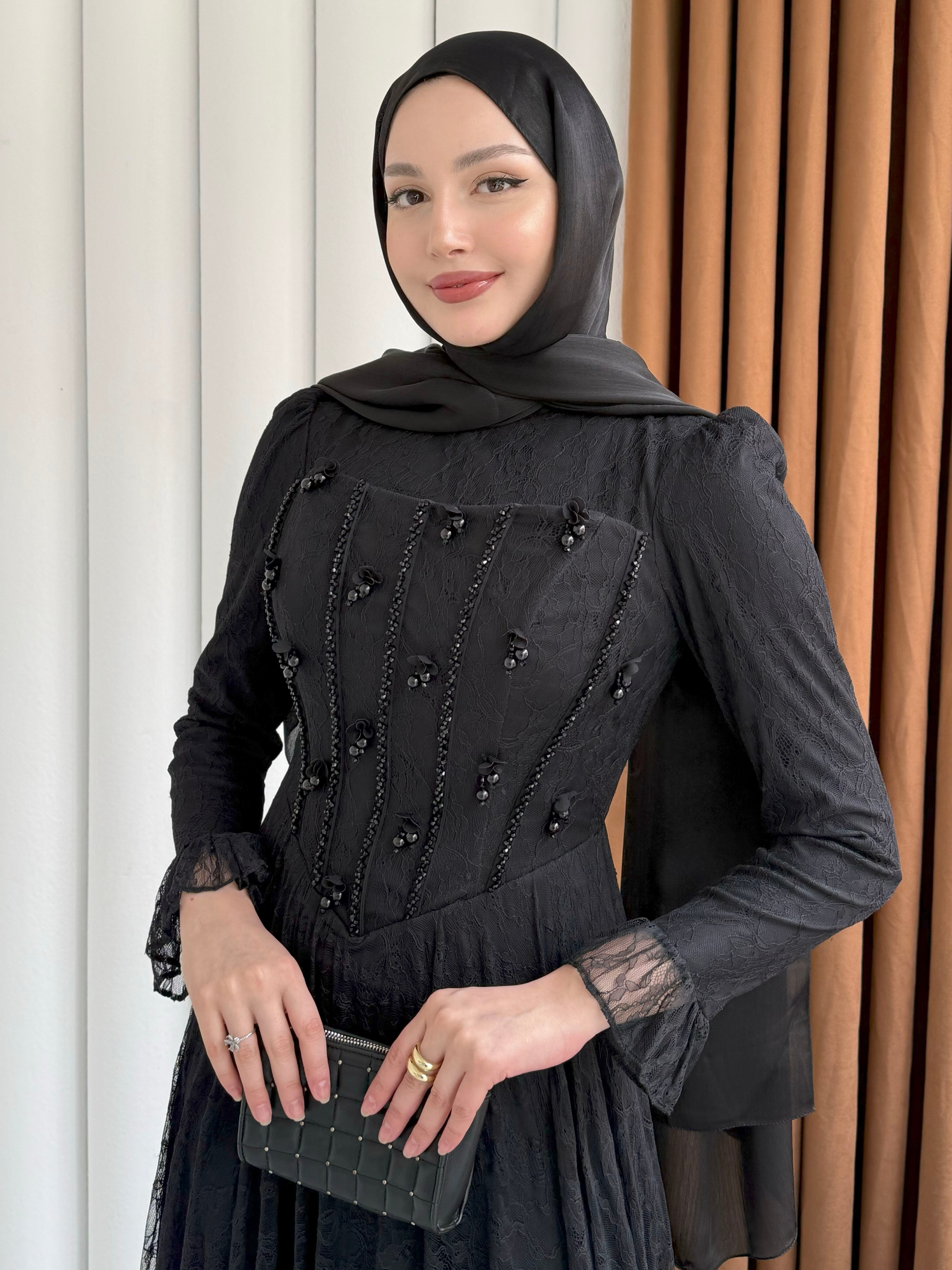 Mirella Dantel & Boncuk İşlemeli Korse Detaylı Tesettür Abiye-SİYAH