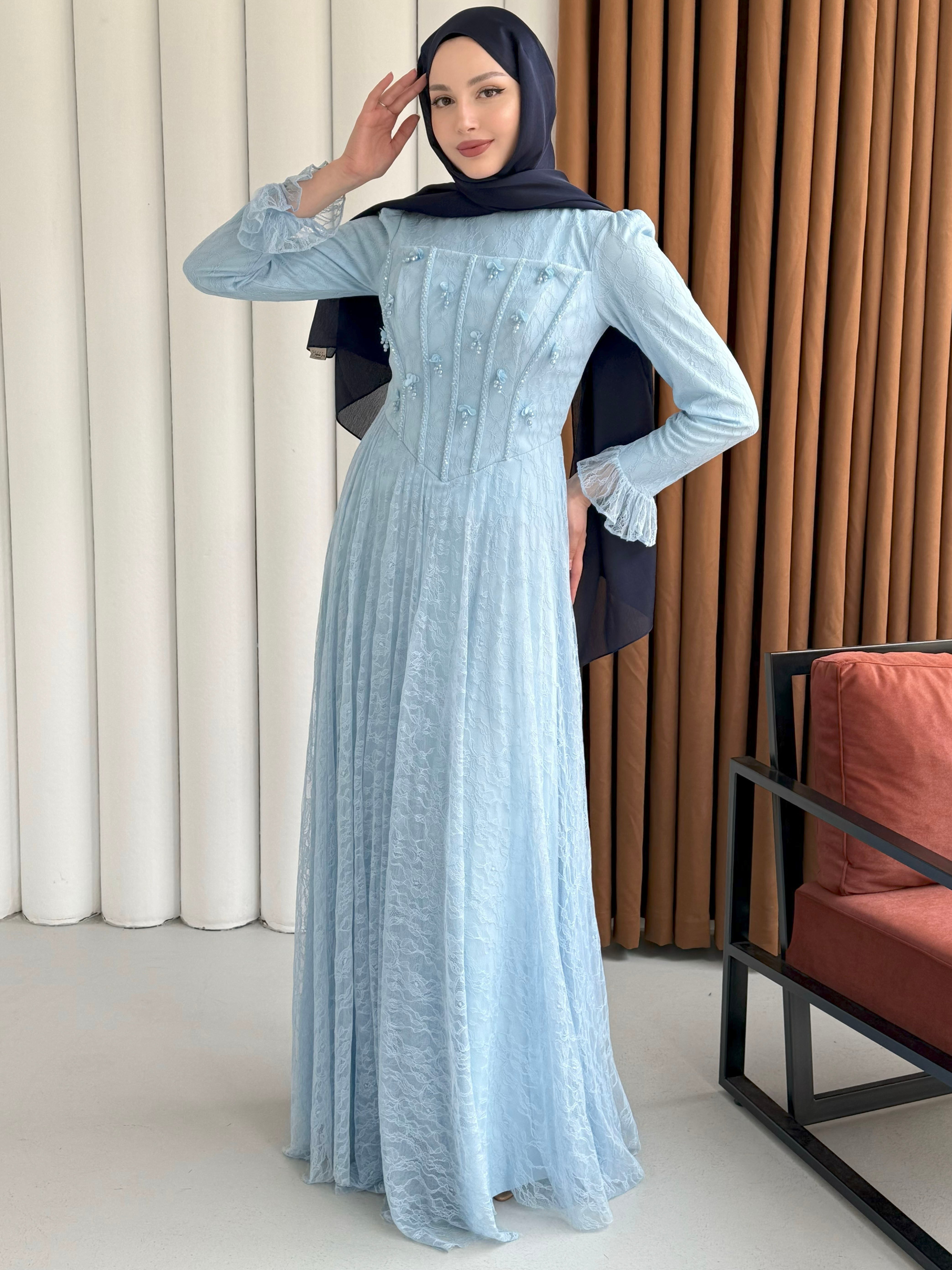 Mirella Dantel & Boncuk İşlemeli Korse Detaylı Tesettür Abiye-MAVİ