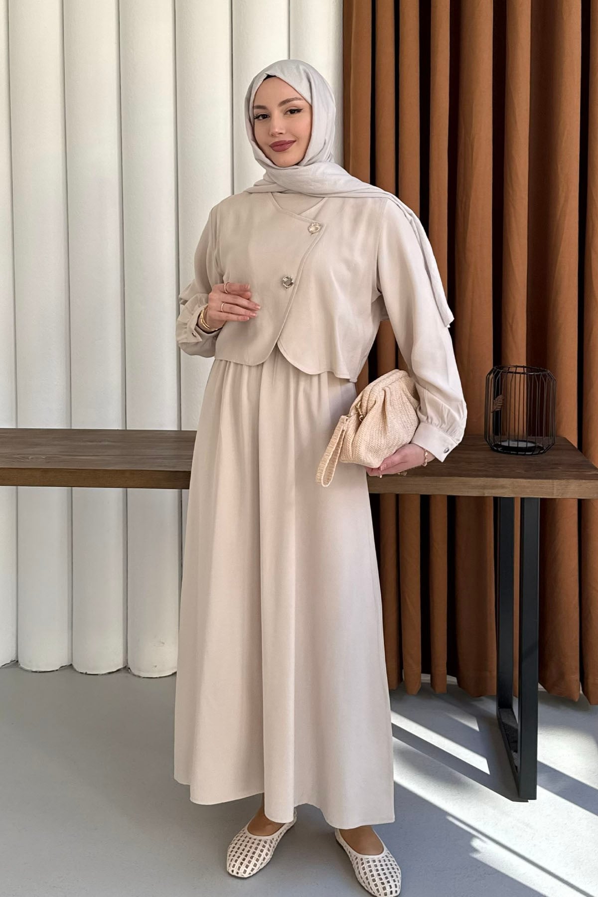 Mono Beli Lastikli Yelek Detaylı Tesettür Elbise-BEJ