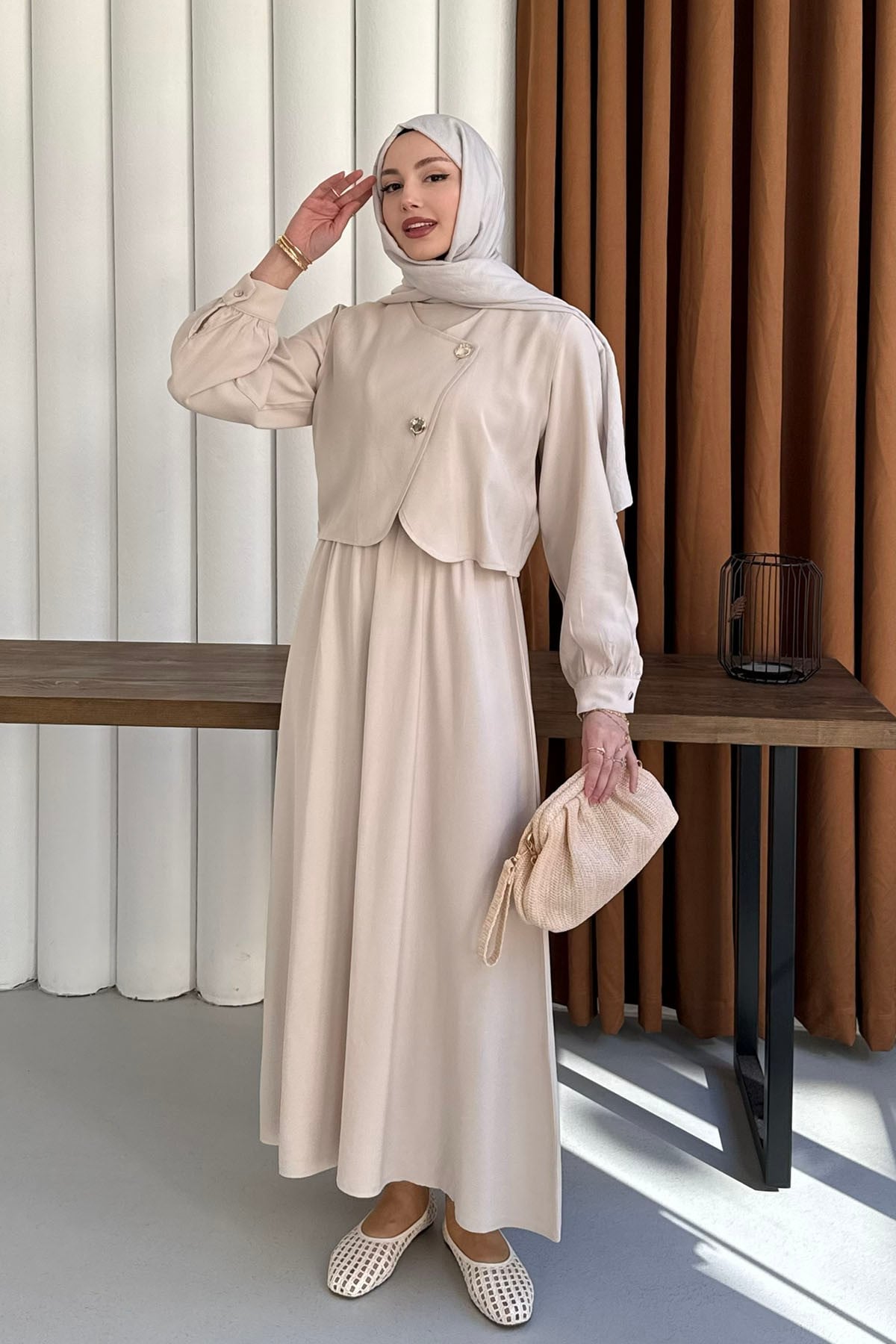 Mono Beli Lastikli Yelek Detaylı Tesettür Elbise-BEJ