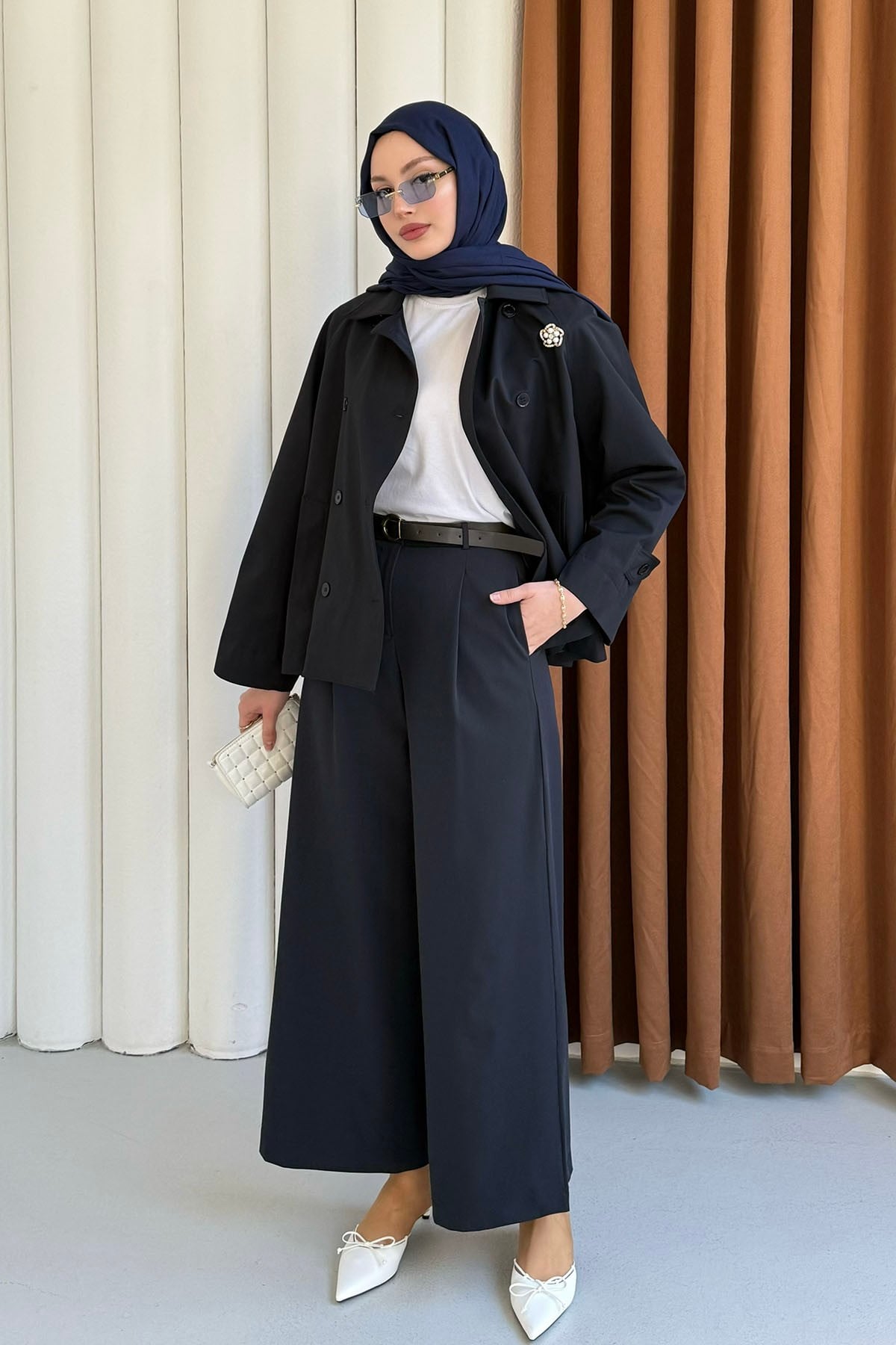 Ön Pileli Bel Kemer Detaylı Pantolon-LACİVERT