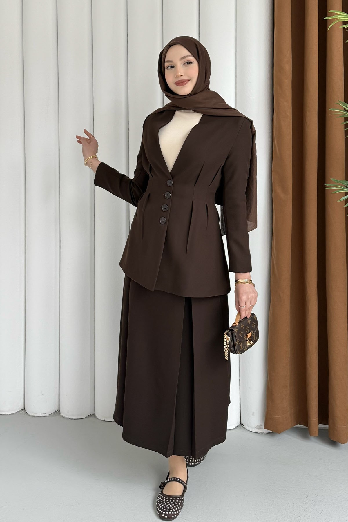 Ön Ve Arka Çift Pensli Yakasız Ceket-KAHVERENGİ