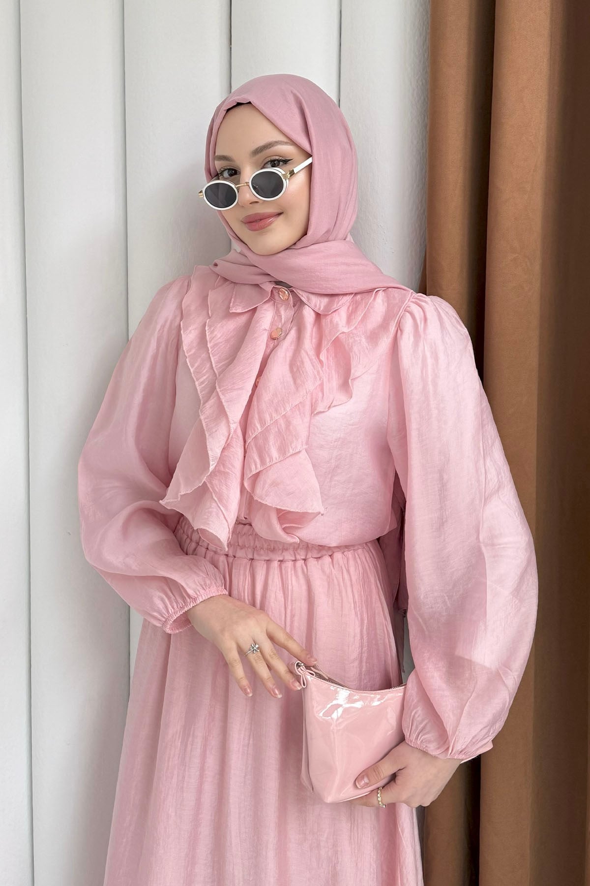 Önü Fırfırlı Detay Etekli Tesettür Takım-PEMBE