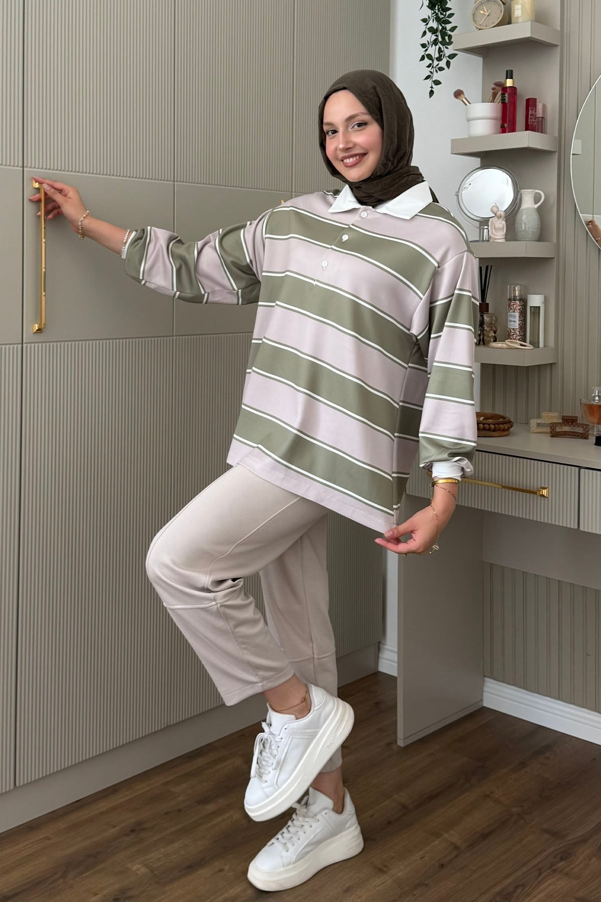Oversize Çizgili Polo Yaka Pantolonlu Tesettür Takım-YEŞİL