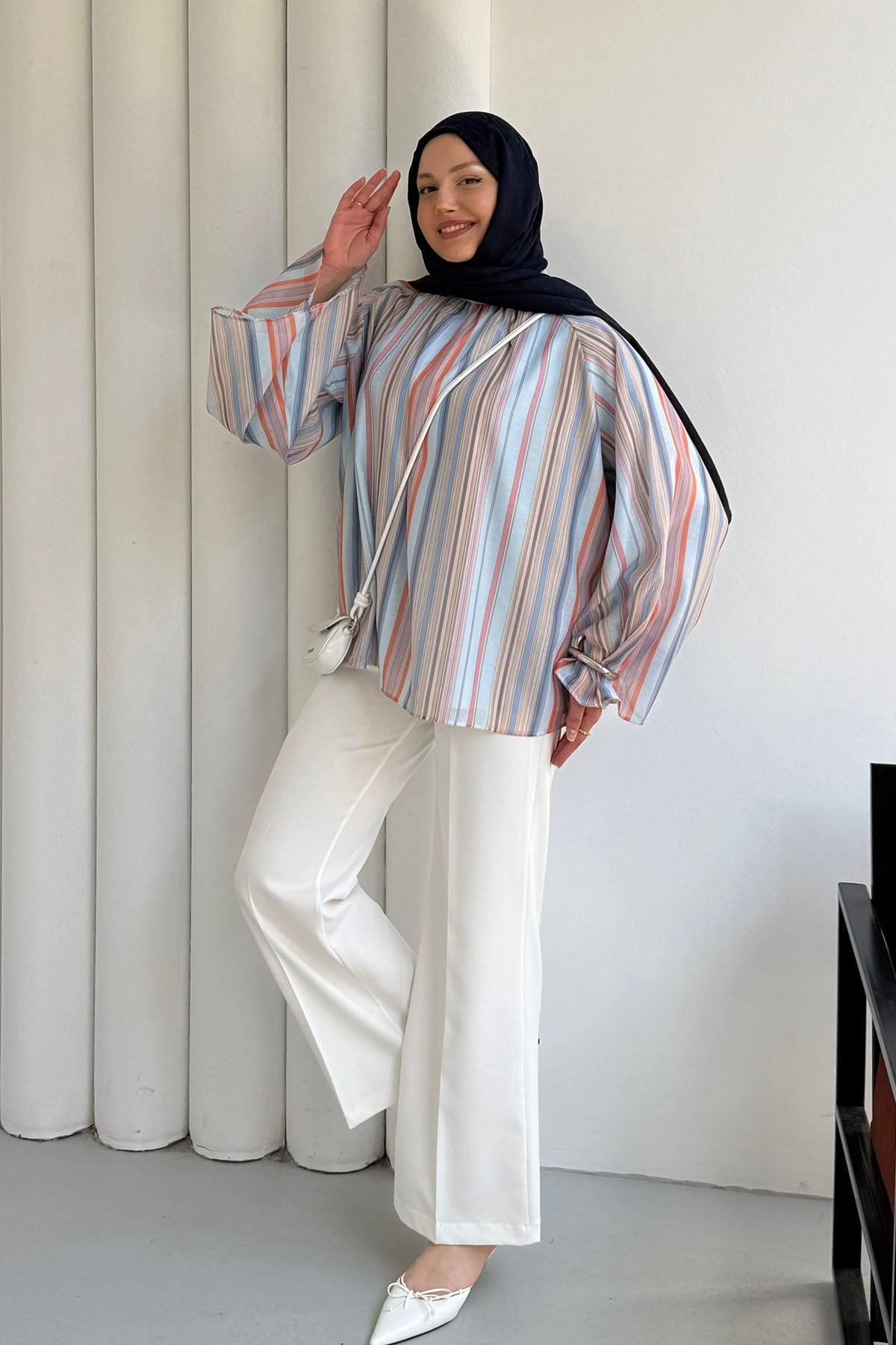 Pastel Çizgi Desenli Rahat Kesim Gömlek-MAVİ