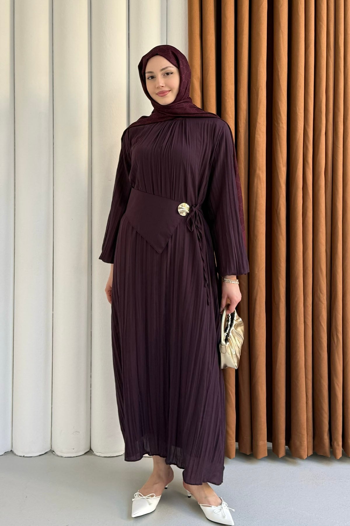 Pelerin Kemerli Kraşlı Vual Tesettür Elbise-MÜRDÜM