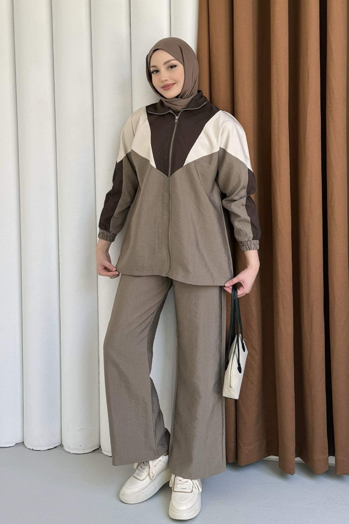 Renkli Paraşüt Detay Pantolonlu Tesettür Takım-VİZON