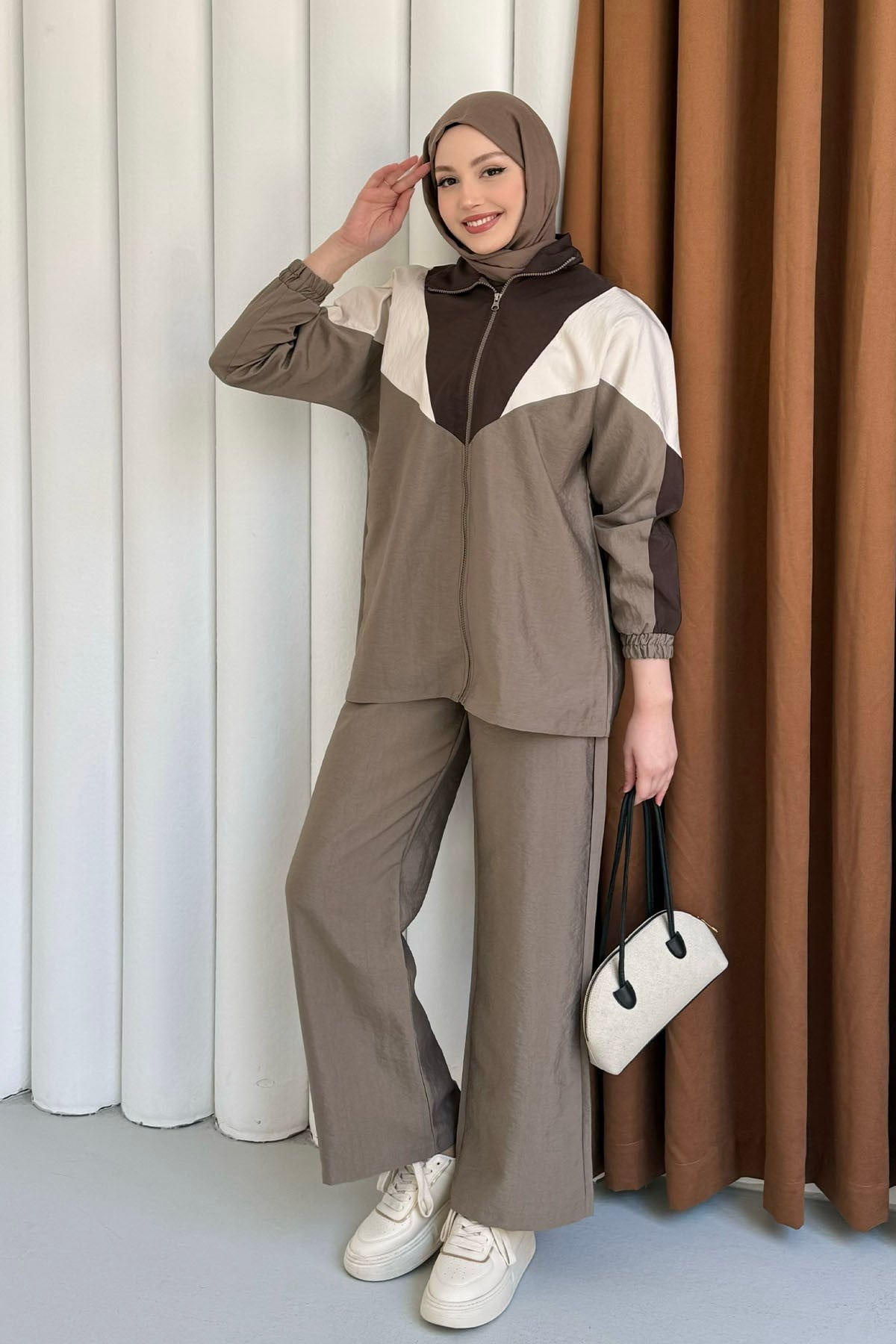 Renkli Paraşüt Detay Pantolonlu Tesettür Takım-VİZON