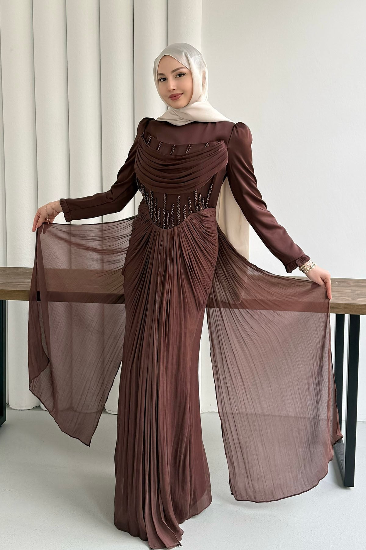 Taş İşlemeli Korse Detaylı Tesettür Abiye-KAHVERENGİ