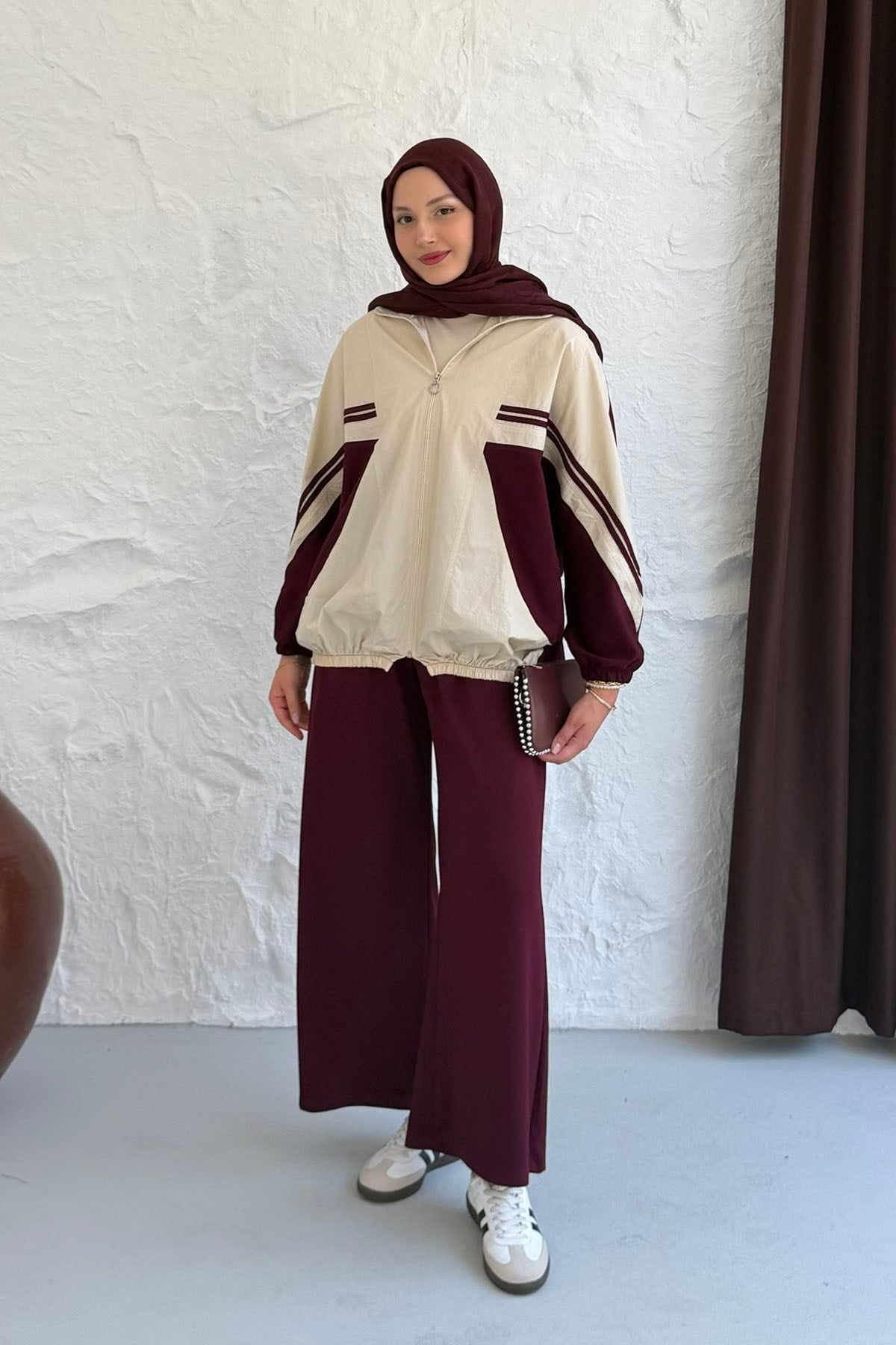 Üstü Fermuarlı Renk Garnili Oysho Kumaş Tesettür Takım-BORDO