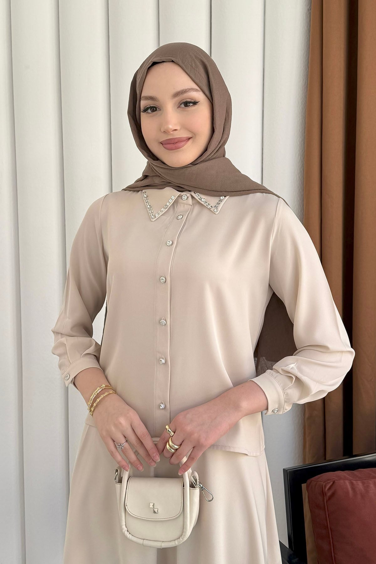 Yakası Taş İşlemeli Etekli Tesettür Takım-TAŞ