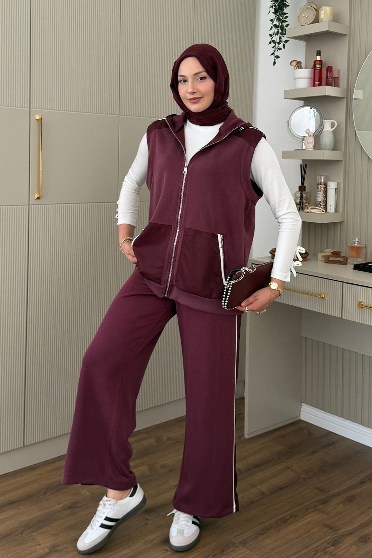 ZR Oysho Spor Şerit Detaylı Kapüşonlu Fermuarlı Tesettür Takım-BORDO