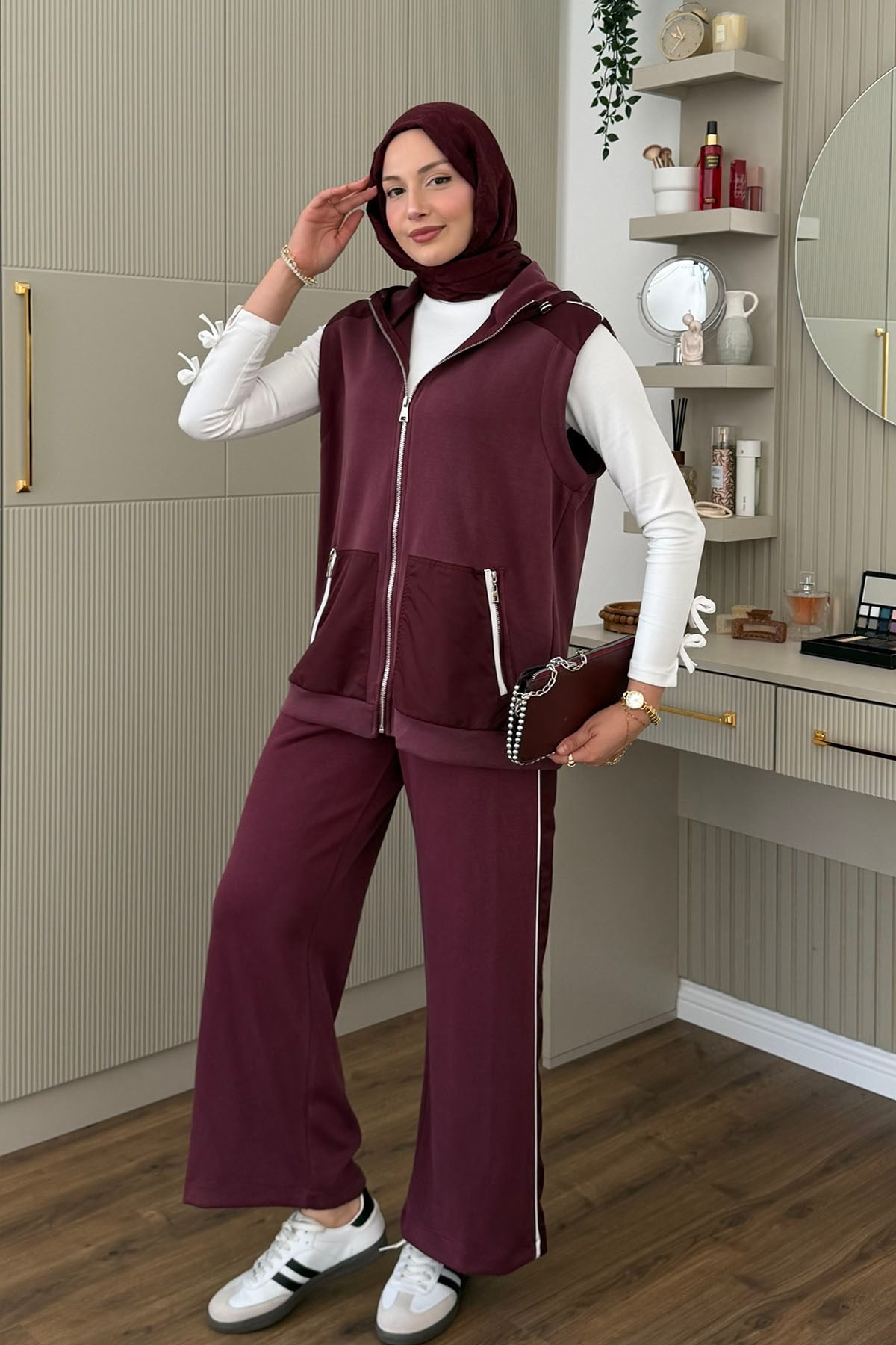 ZR Oysho Spor Şerit Detaylı Kapüşonlu Fermuarlı Tesettür Takım-BORDO