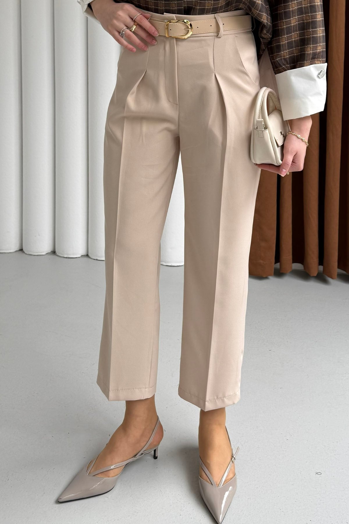 Arka Cep Kapaklı Kemerli Pantolon-TAŞ