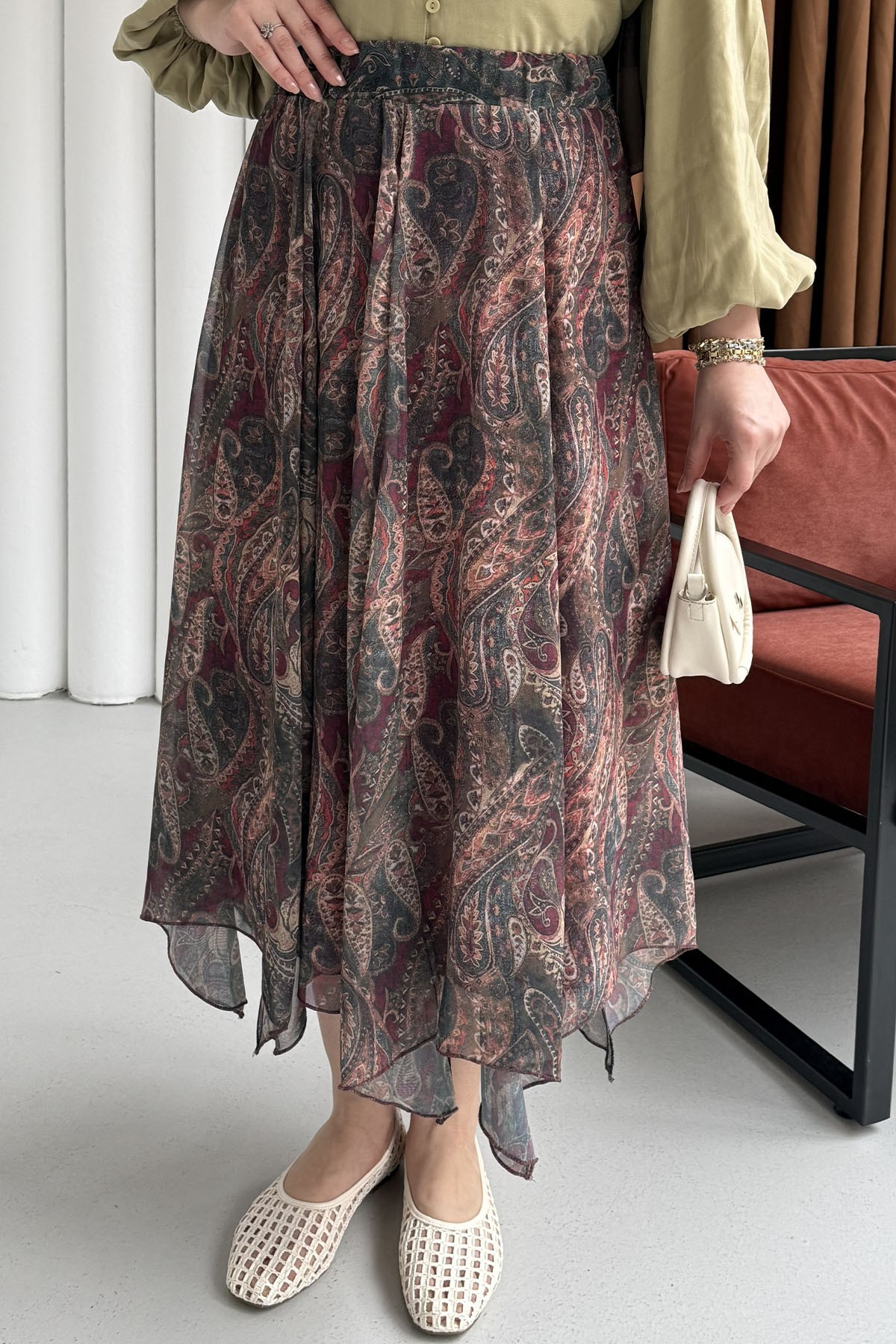 Asimetrik Kesim Beli Lastikli Emprime Etek-HAKİ YEŞİL