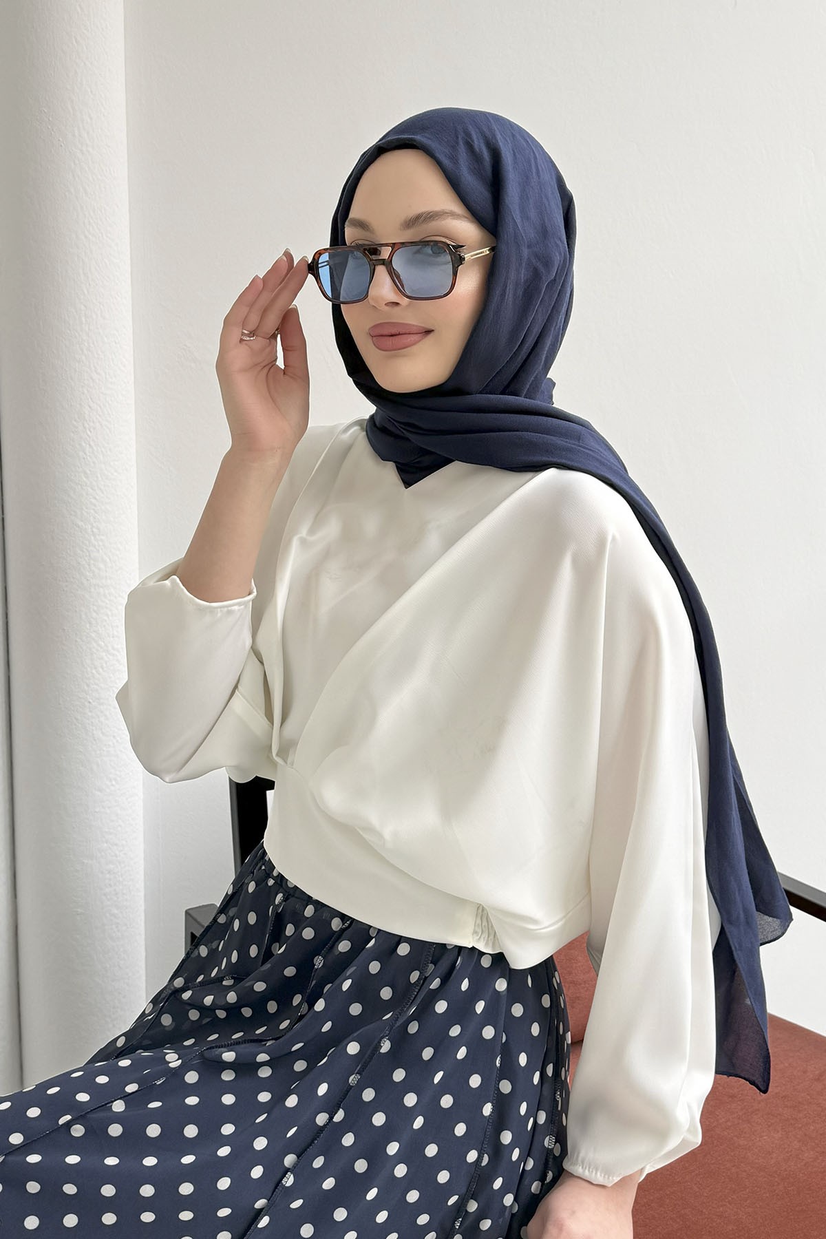 Asimetrik Kesim Puantiyeli Şifon Etek-LACİVERT