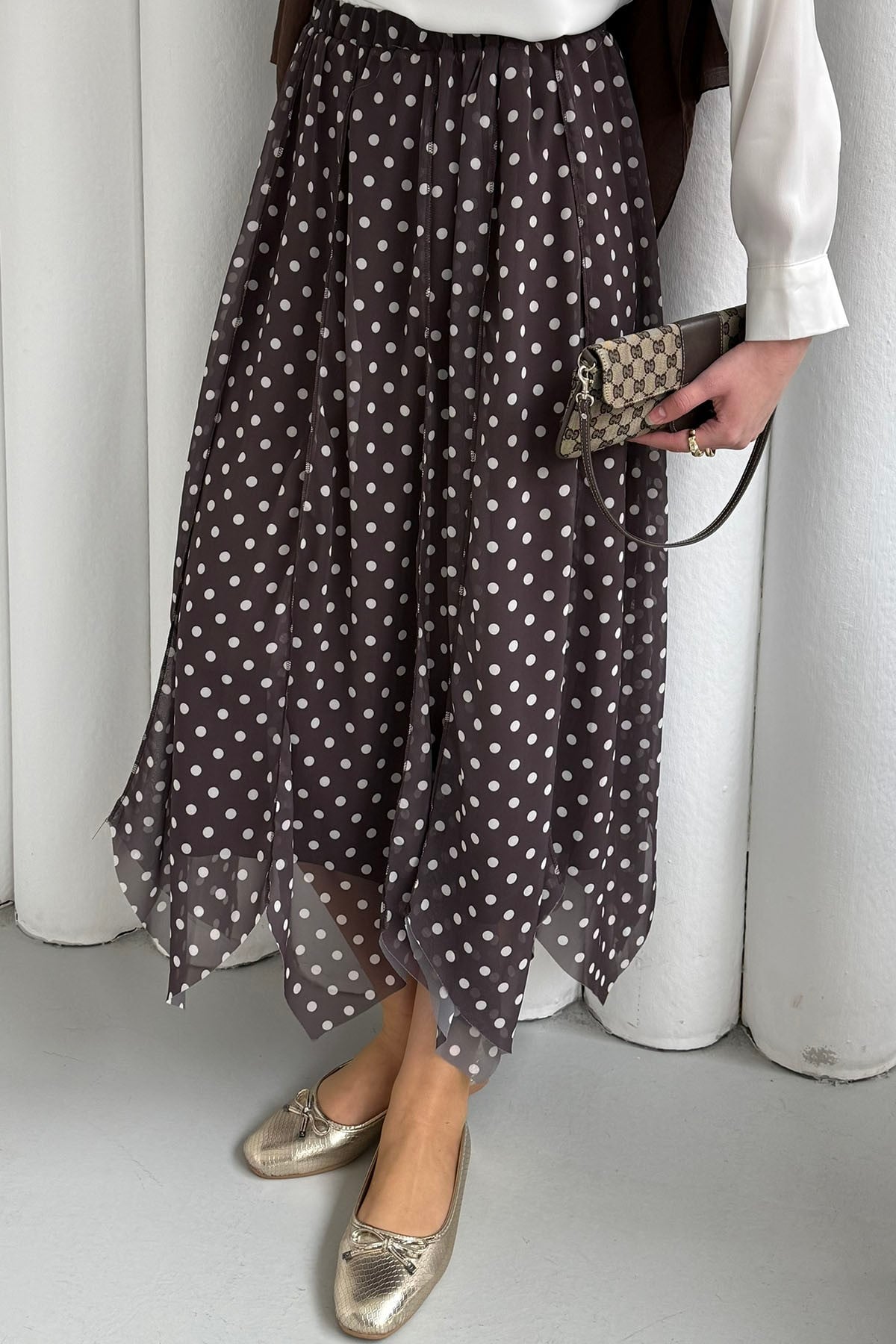 Asimetrik Kesim Puantiyeli Şifon Etek-KAHVERENGİ