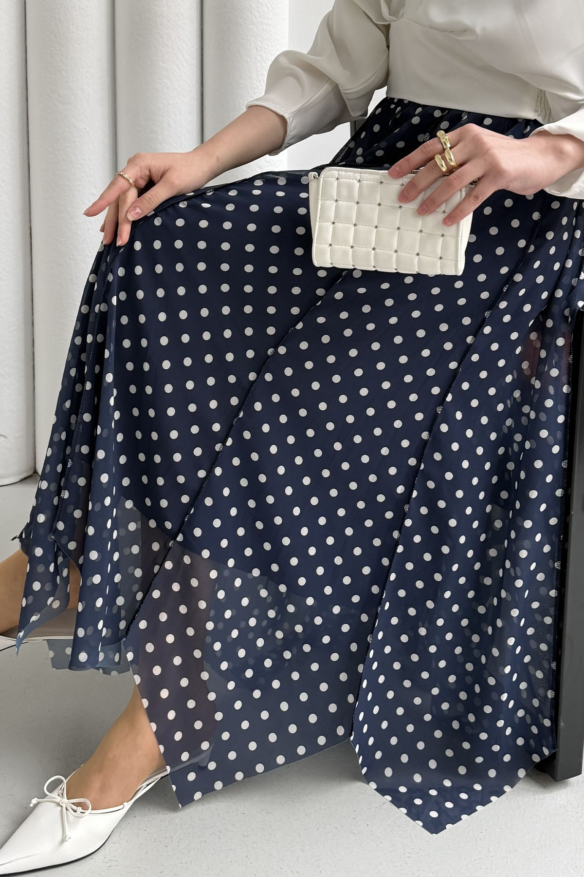 Asimetrik Kesim Puantiyeli Şifon Etek-LACİVERT