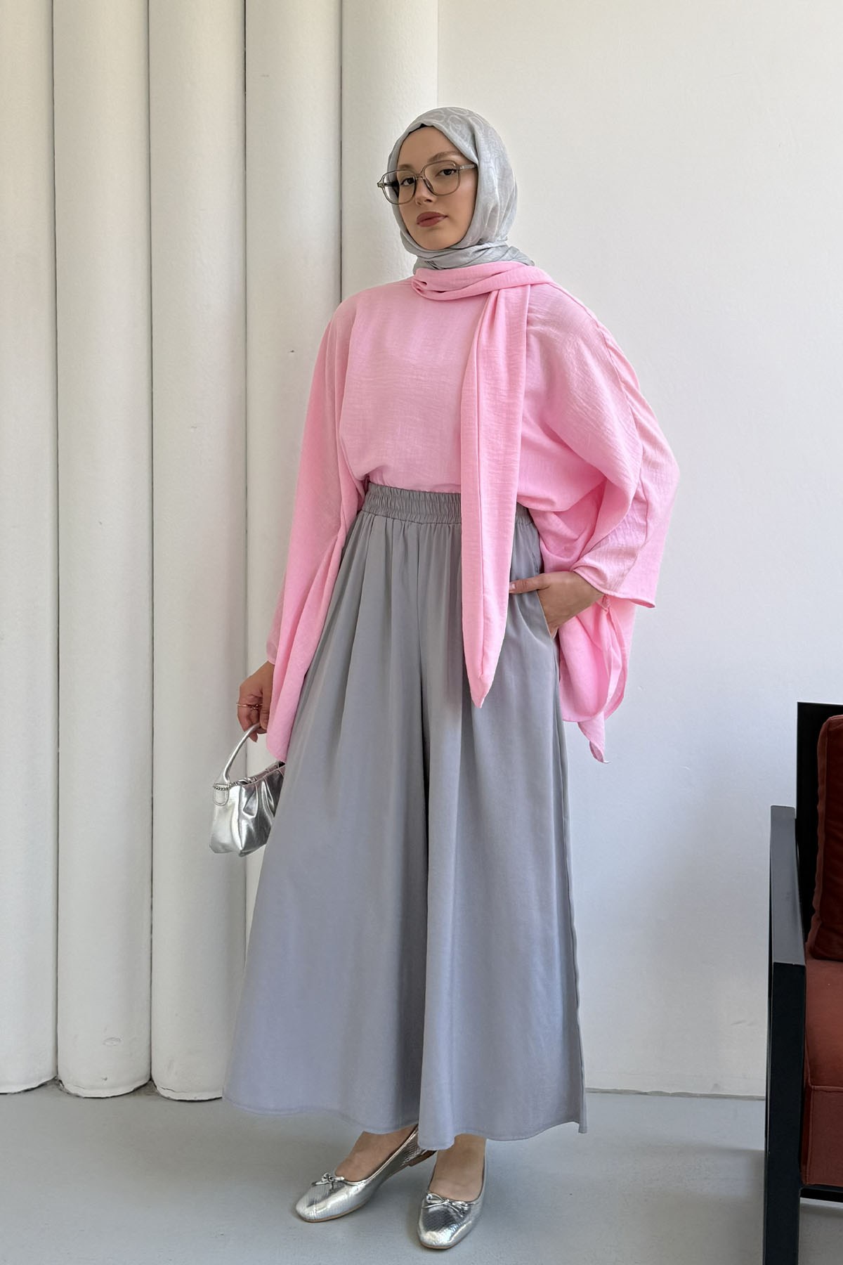 Asimetrik Yarasa Kol Bağlamalı Panço Bluz-PEMBE