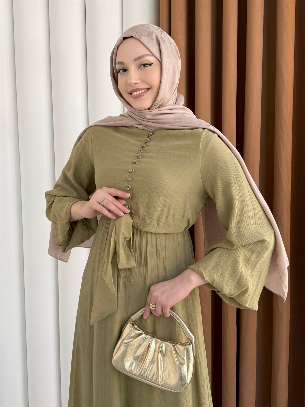 Bağlama Detaylı Balon Kol Tesettür Elbise-HAKİ YEŞİL