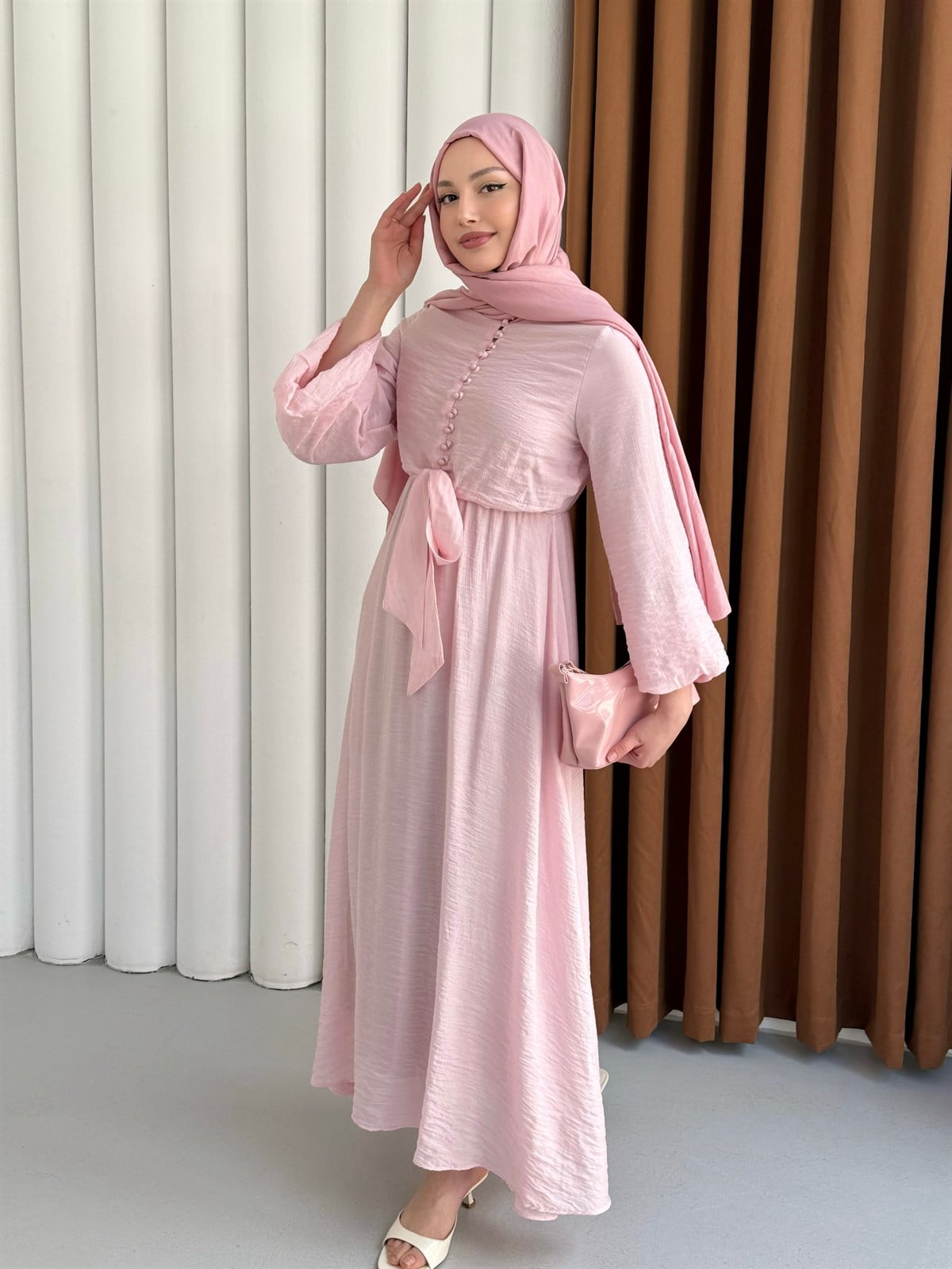 Bağlama Detaylı Balon Kol Tesettür Elbise-PEMBE