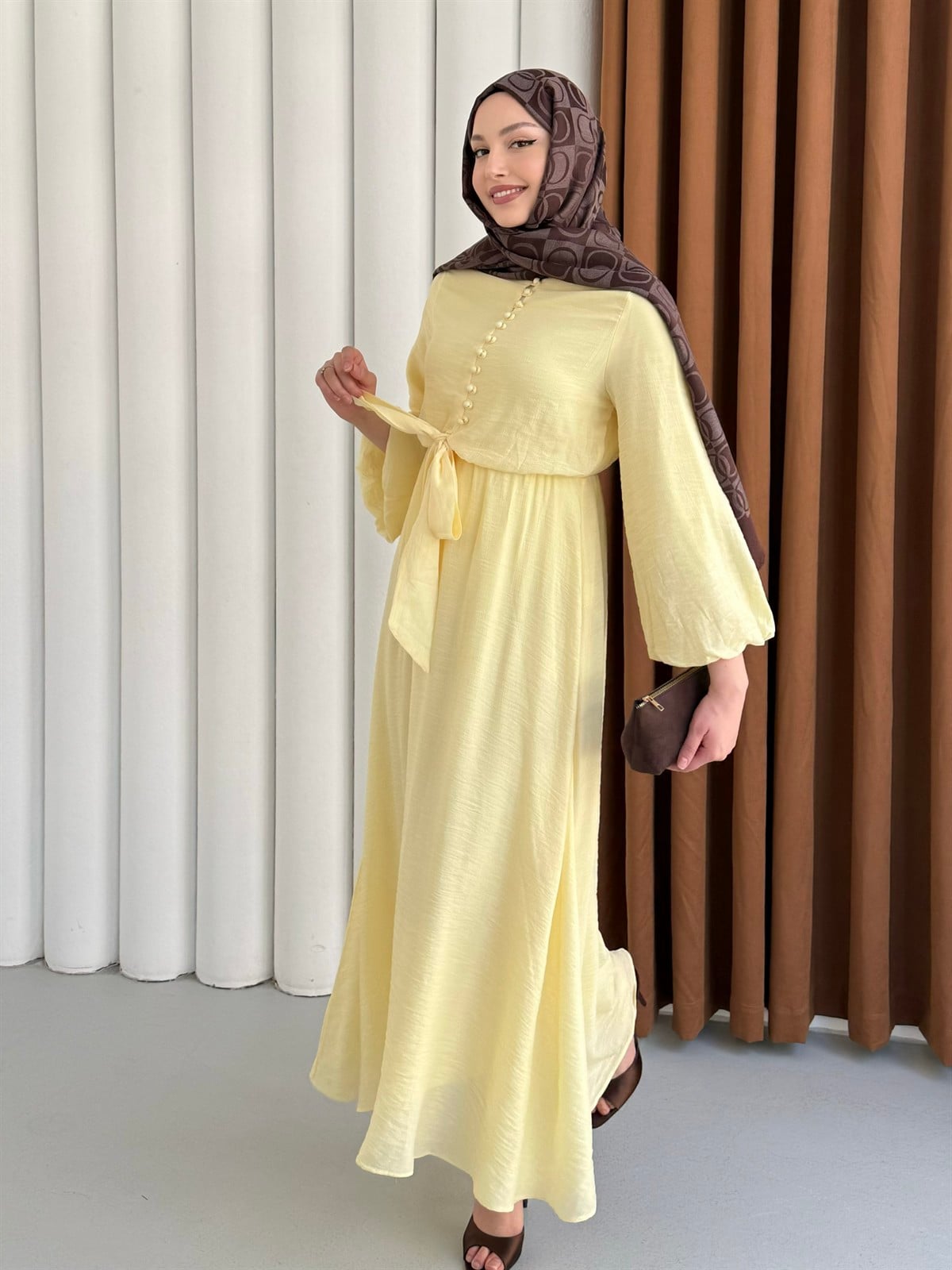 Bağlama Detaylı Balon Kol Tesettür Elbise-SARI