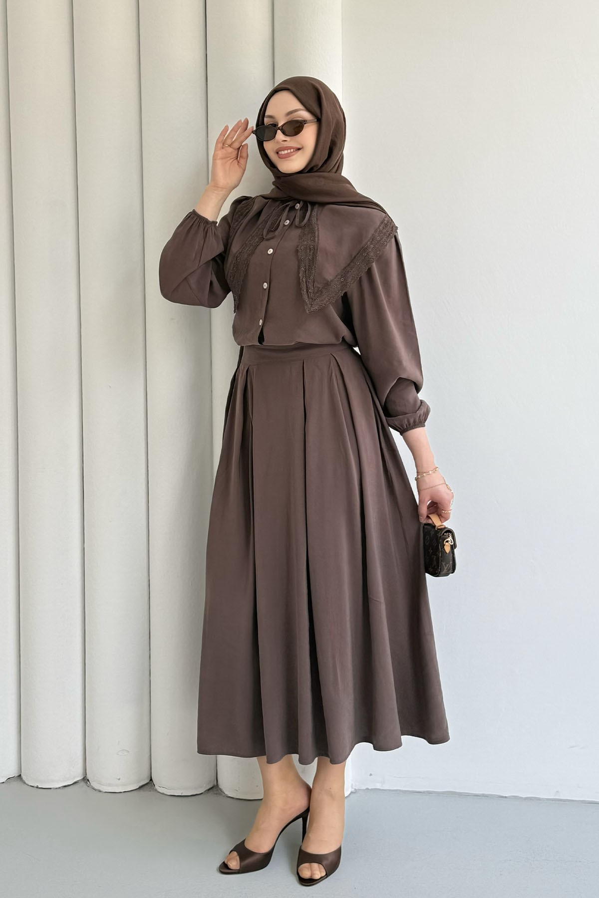 Bebe Yaka Dantel Detaylı Etekli Tesettür Takım-KAHVERENGİ